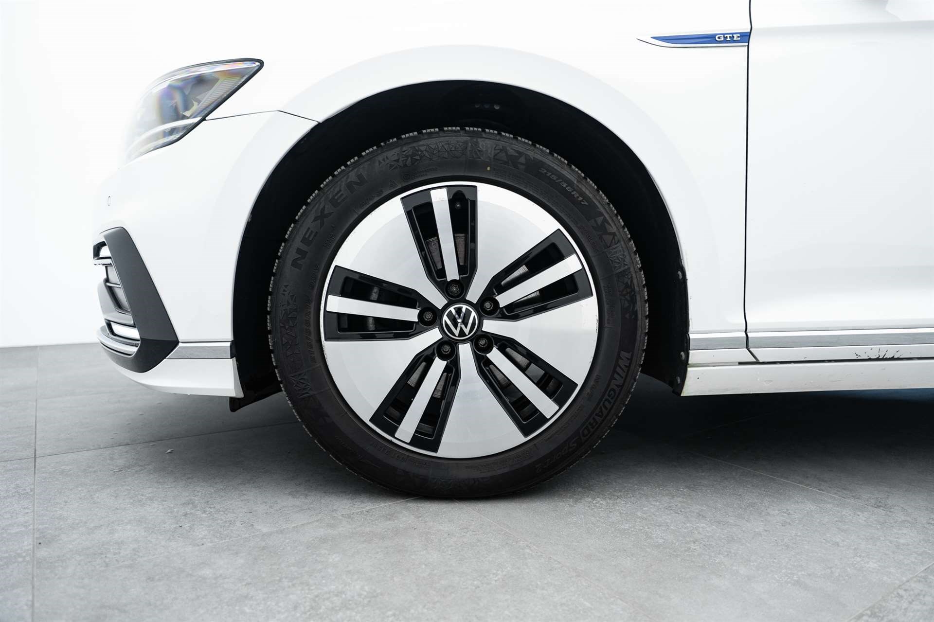 VW Passat Variant 1.4 TSI GTE Hybrid DSG 217PS-image-5