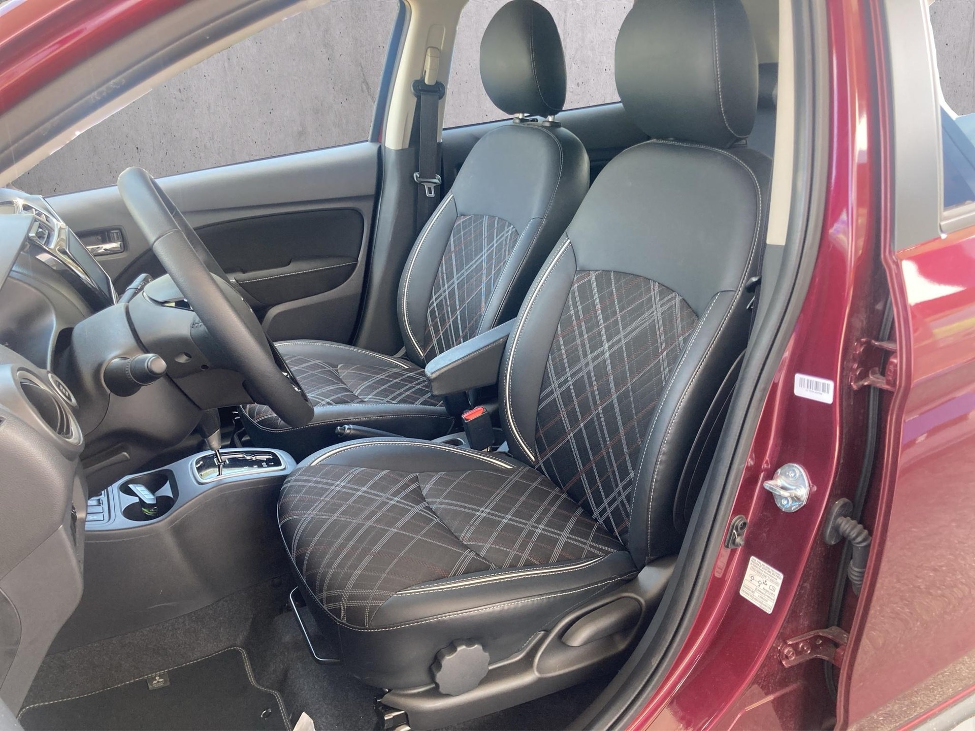 MITSUBISHI Space Star 1.2 MIVEC Intense+-image-6