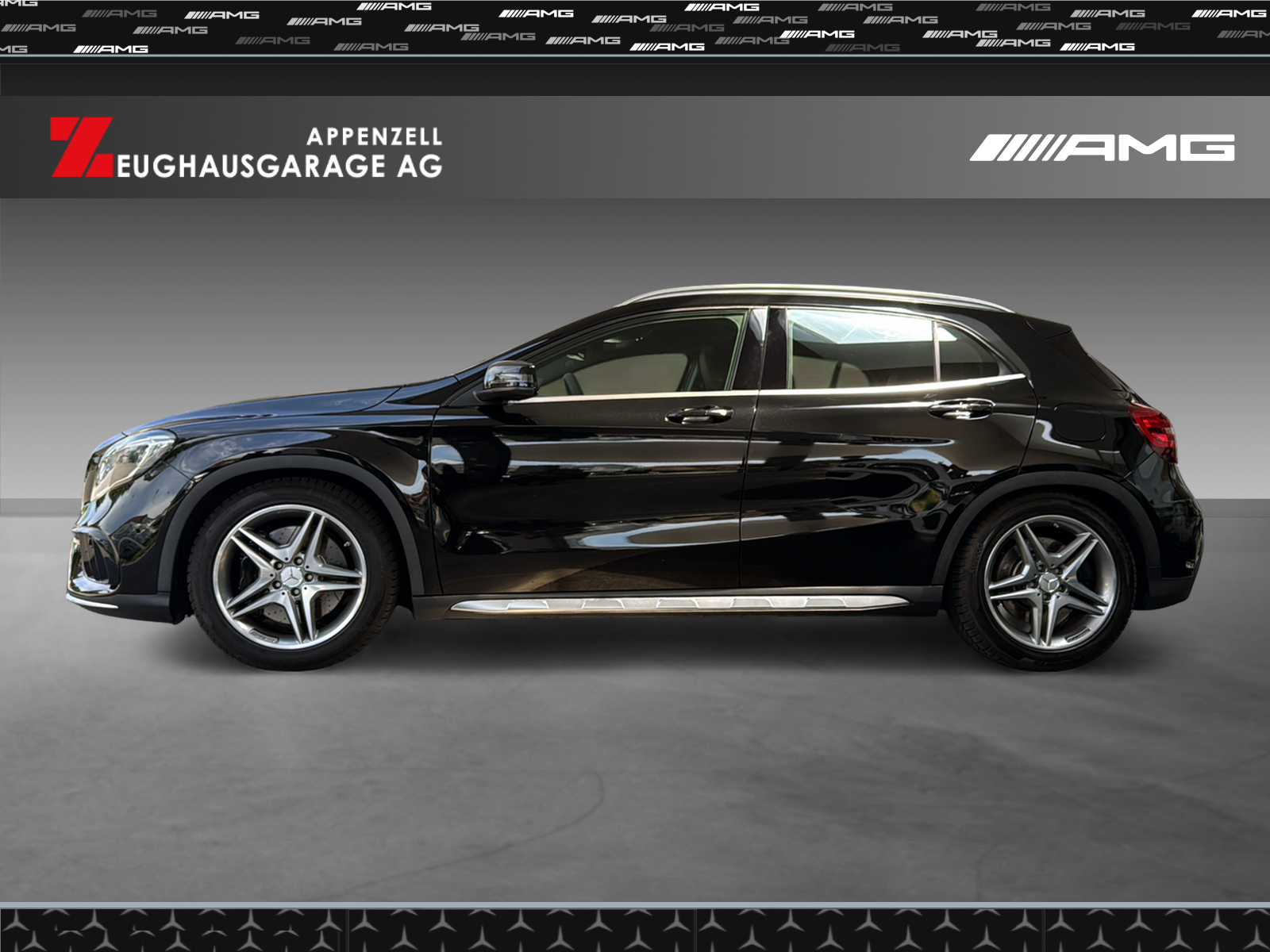 MERCEDES-BENZ GLA 45 AMG 4Matic-showroom-element-2