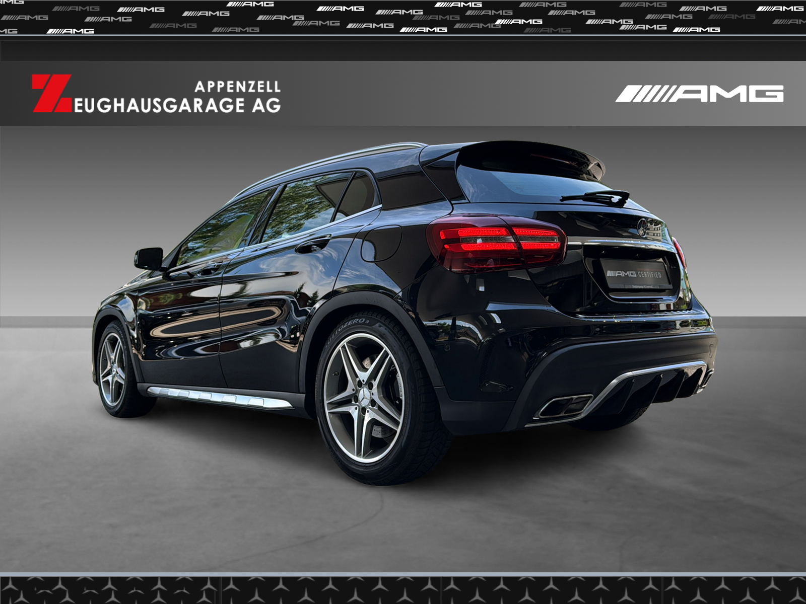 MERCEDES-BENZ GLA 45 AMG 4Matic-showroom-element-3