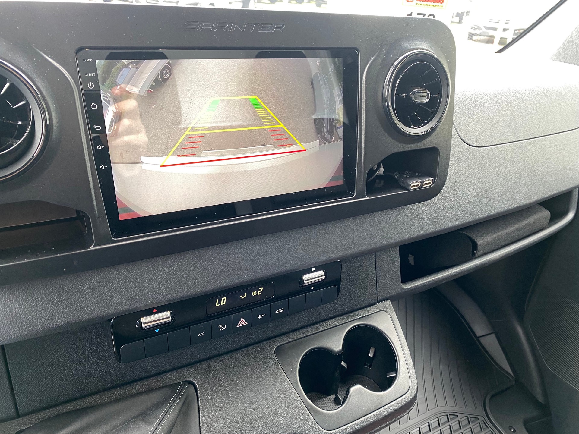 MERCEDES-BENZ Sprinter 317 CDI Möbelkoffer mit Hebebühne 2.34m Innenhöhe-image-12