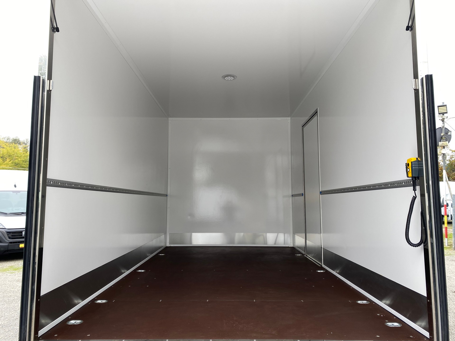 MERCEDES-BENZ Sprinter 317 CDI Möbelkoffer mit Hebebühne 2.34m Innenhöhe-image-9