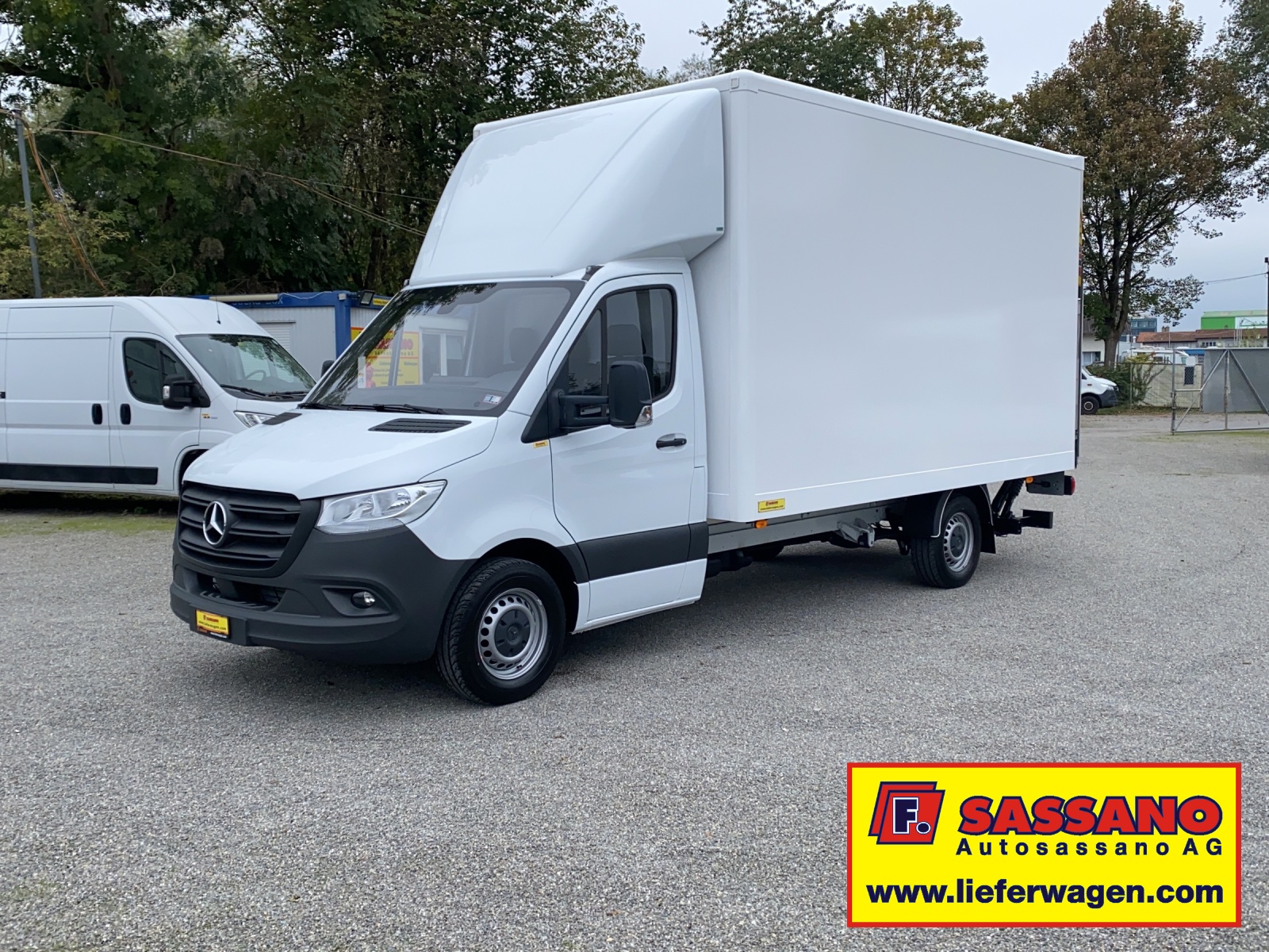 MERCEDES-BENZ Sprinter 317 CDI Möbelkoffer mit Hebebühne 2.34m Innenhöhe-image-0