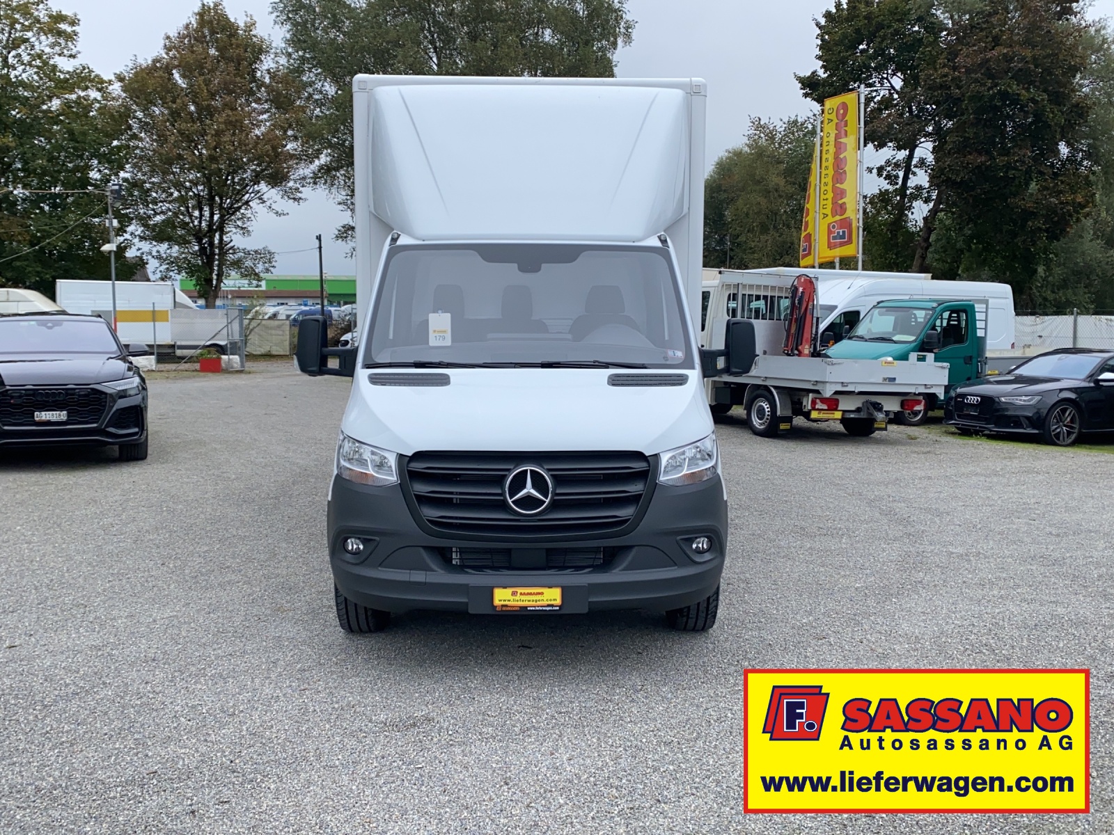 MERCEDES-BENZ Sprinter 317 CDI Möbelkoffer mit Hebebühne 2.34m Innenhöhe-image-2