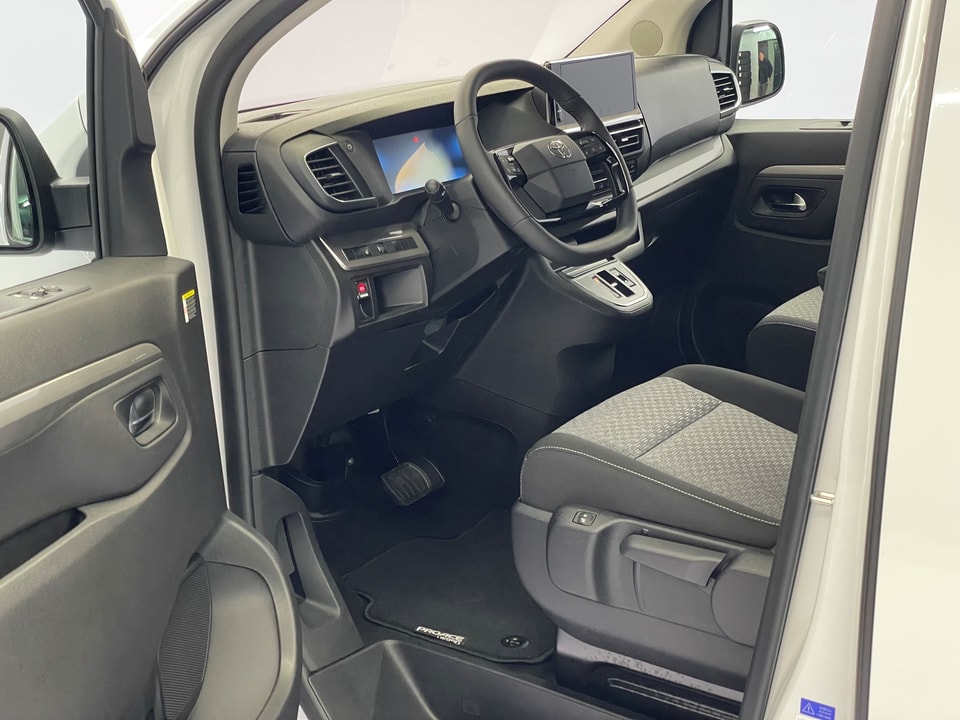 Proace Verso L1 2.0 D Trend