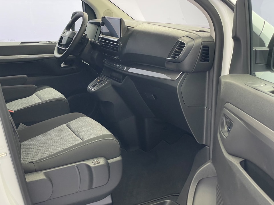 Proace Verso L1 2.0 D Trend