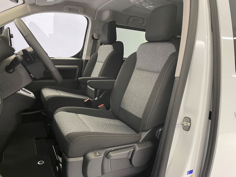 Proace Verso L1 2.0 D Trend