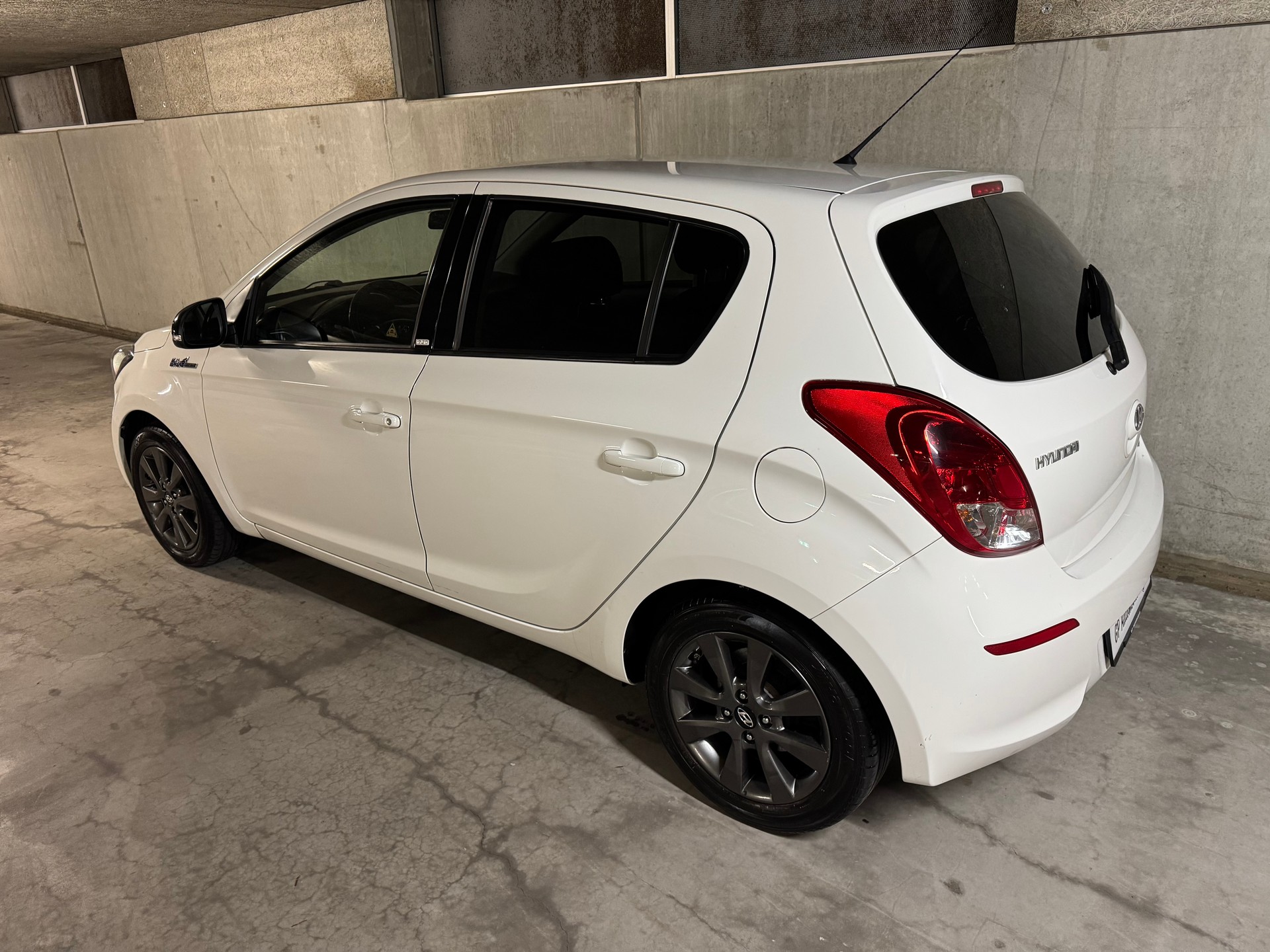 HYUNDAI i20 1.2 GO!-showroom-element-2