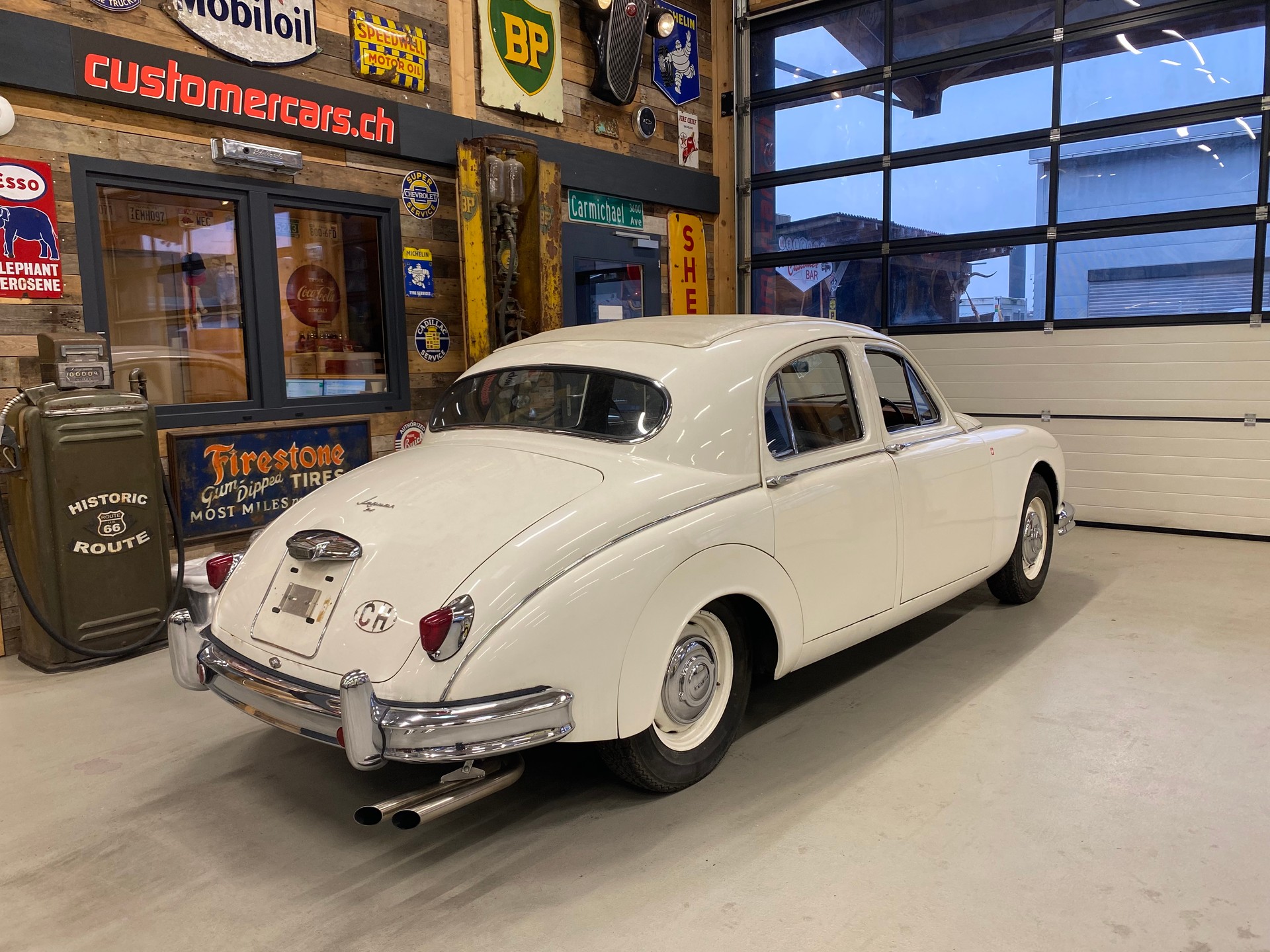 JAGUAR MK I 3.4-image-1