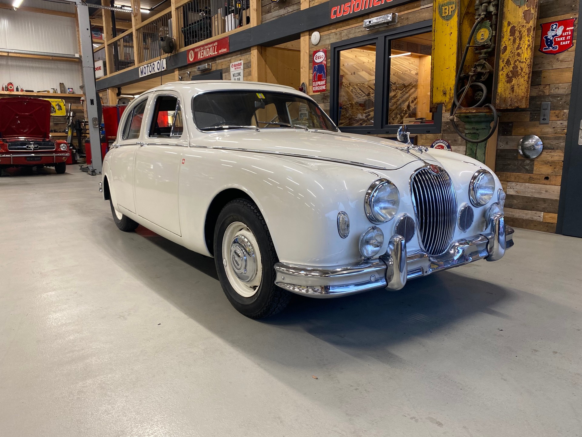 JAGUAR MK I 3.4-image-6