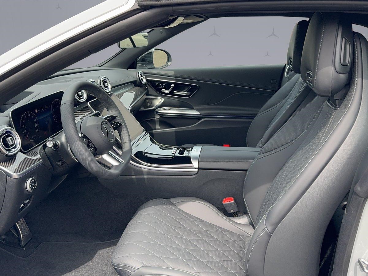 MERCEDES-BENZ CLE 450 AMG Line 4matic Cabriolet-image-8