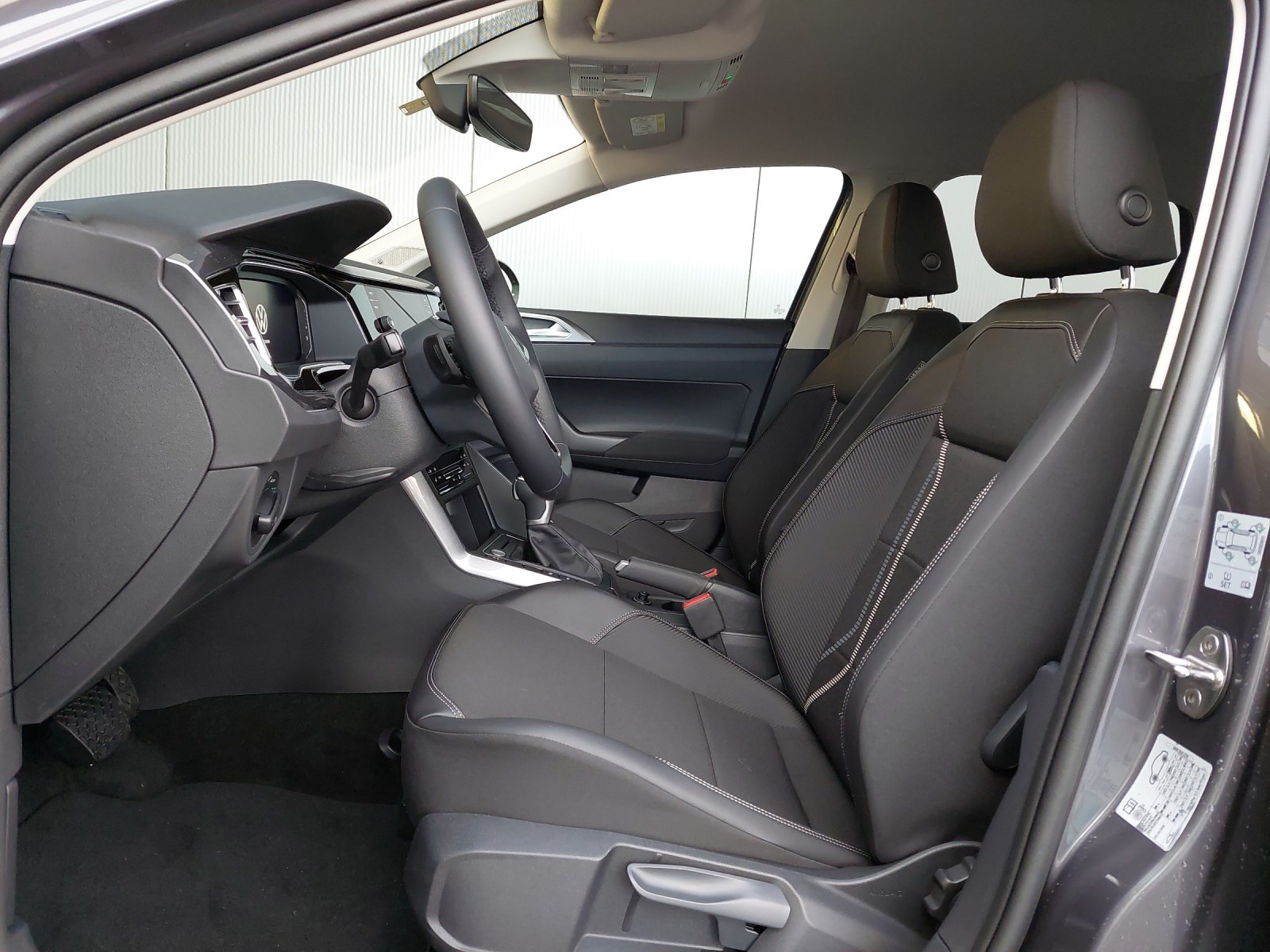 VW Taigo 1.0 TSI Style DSG-image-5