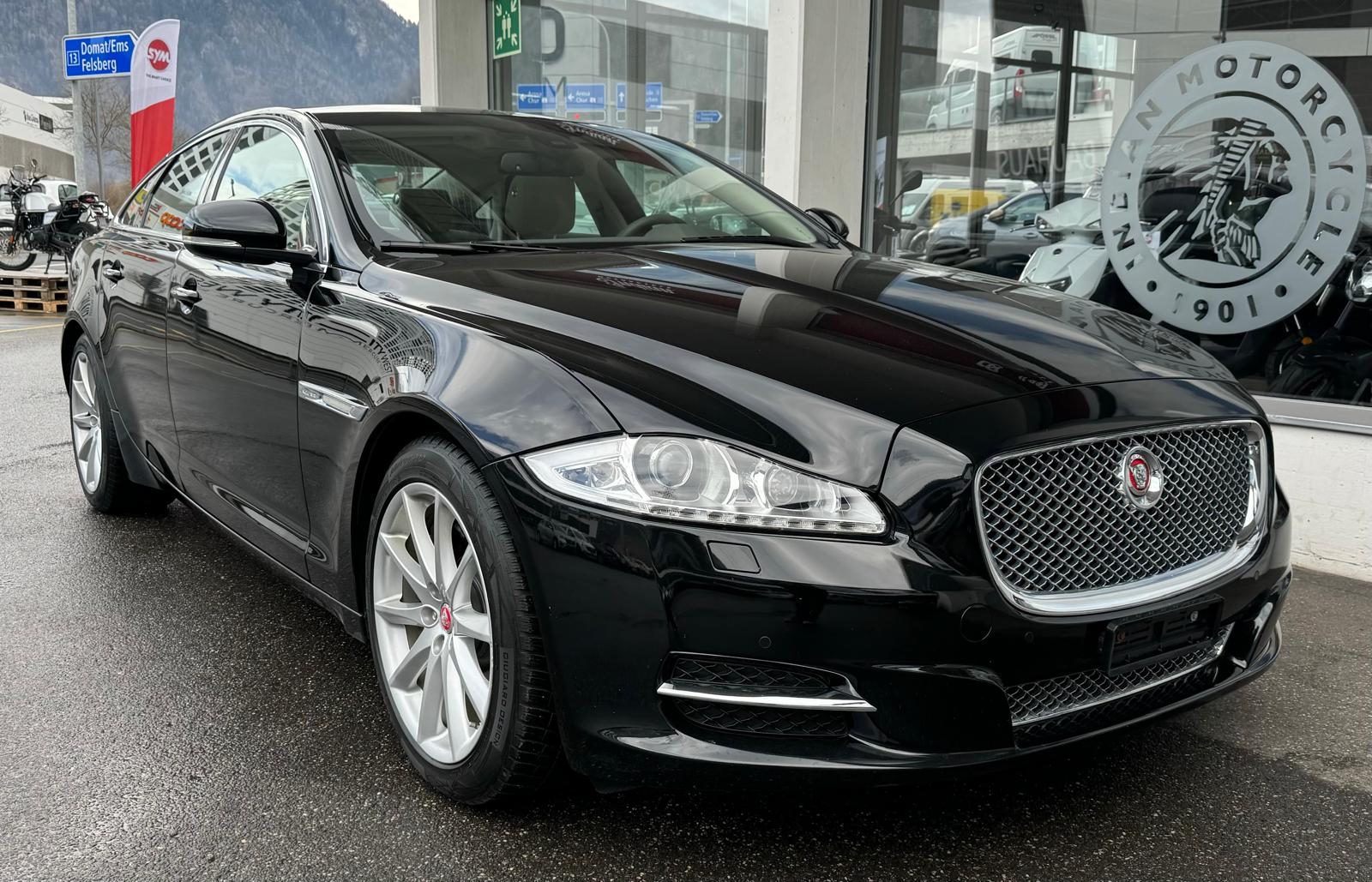 JAGUAR XJ 3.0 V6 S/C Premium Luxury Automatic AWD