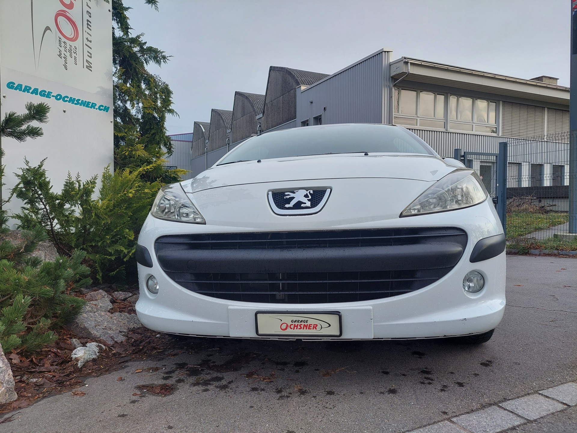 PEUGEOT 207 1.4 16V Trendy-showroom-element-1