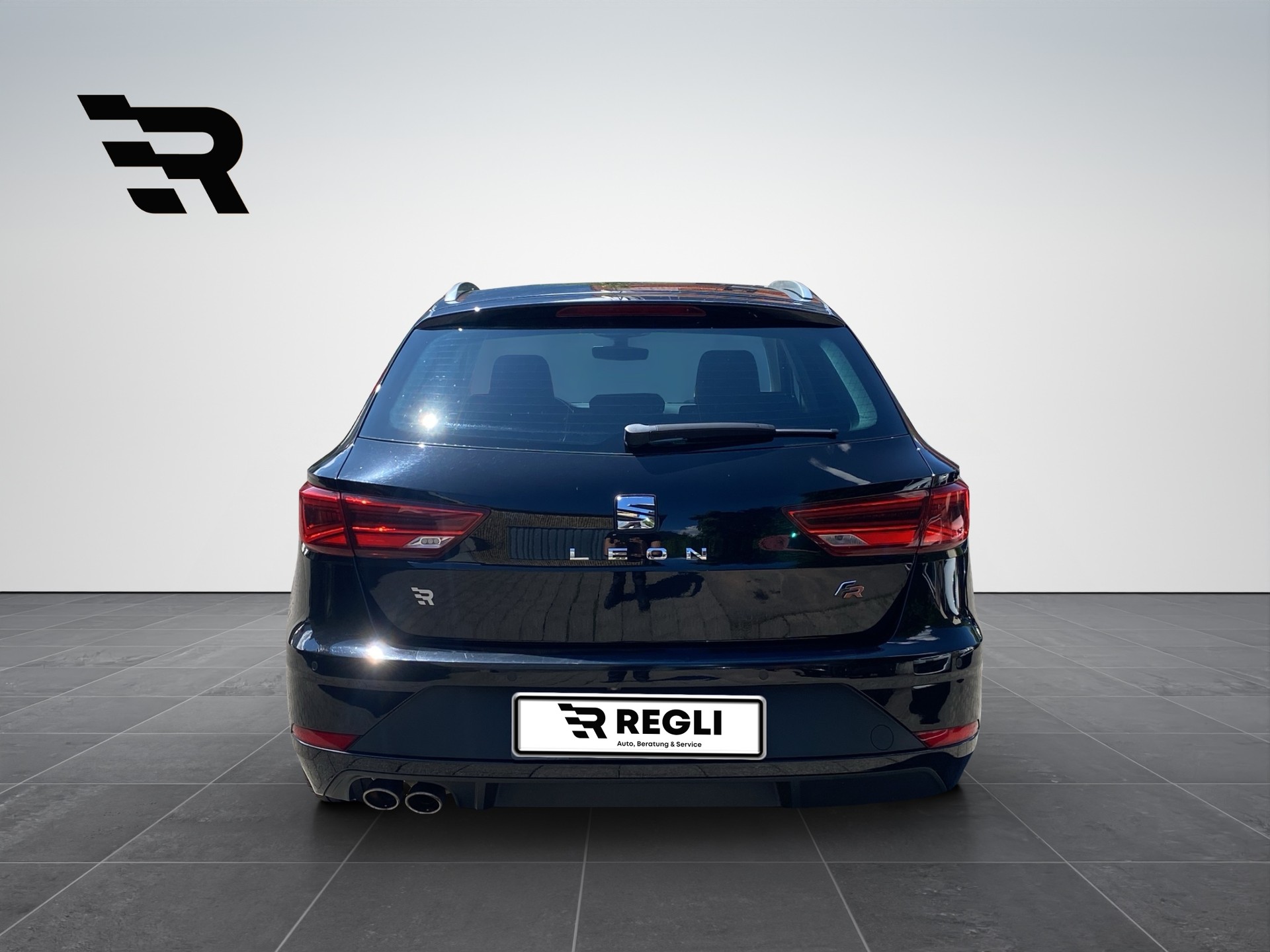 SEAT Leon ST 1.4 TSI ACT FR Line-showroom-element-3