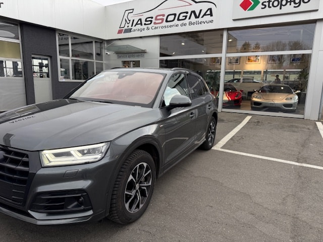 AUDI Q5 2.0 45 TFSI Sport qu. S-Tronic-showroom-element-2