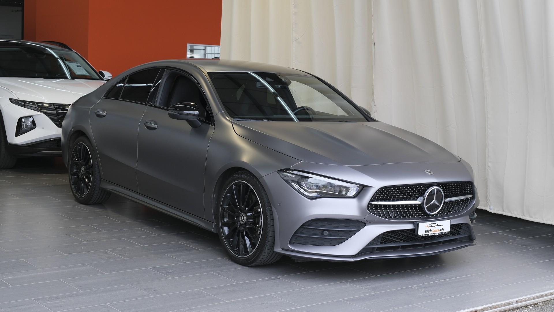 MERCEDES-BENZ CLA 200 AMG Line 7G-DCT-showroom-element-2