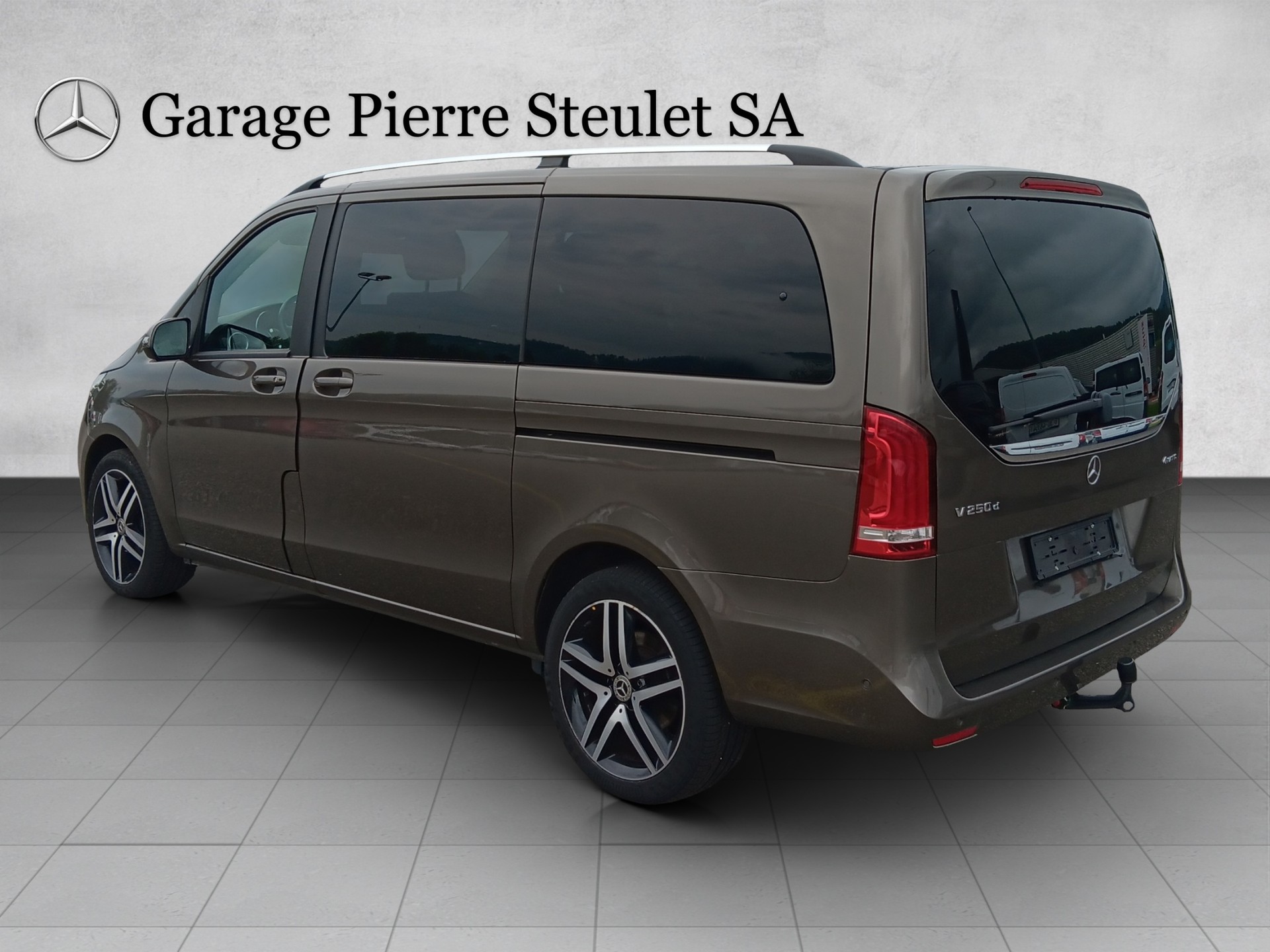 MERCEDES-BENZ V 250 d Avantgarde Lang 4Matic 7G-Tronic-image-4