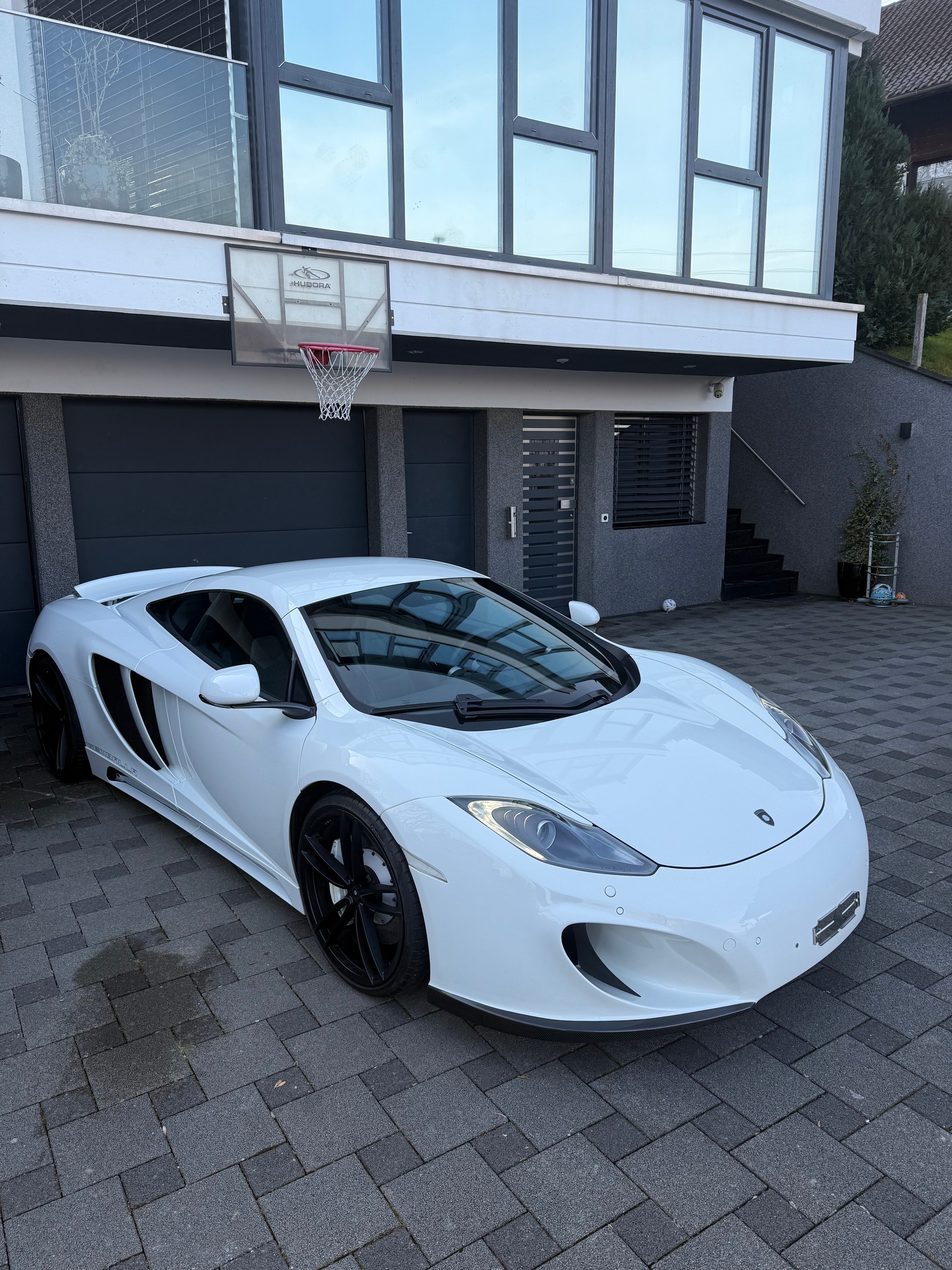McLAREN MP4-12C Gemballa Edition-image-1