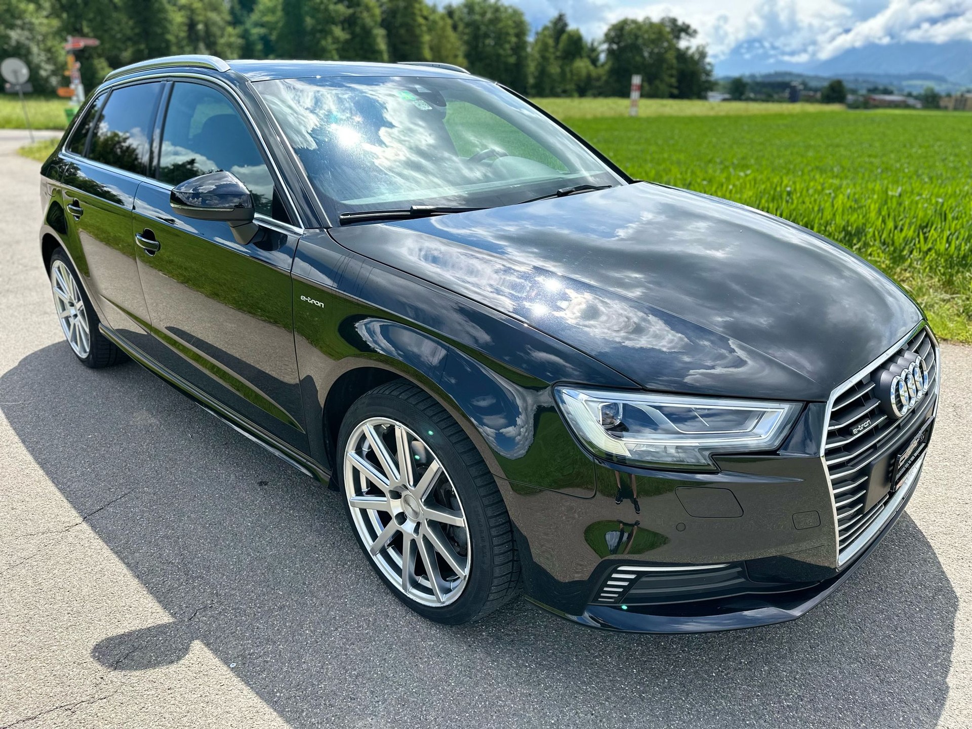 AUDI A3 Sportback 1.4 e-tron Sport S-tronic-showroom-element-3