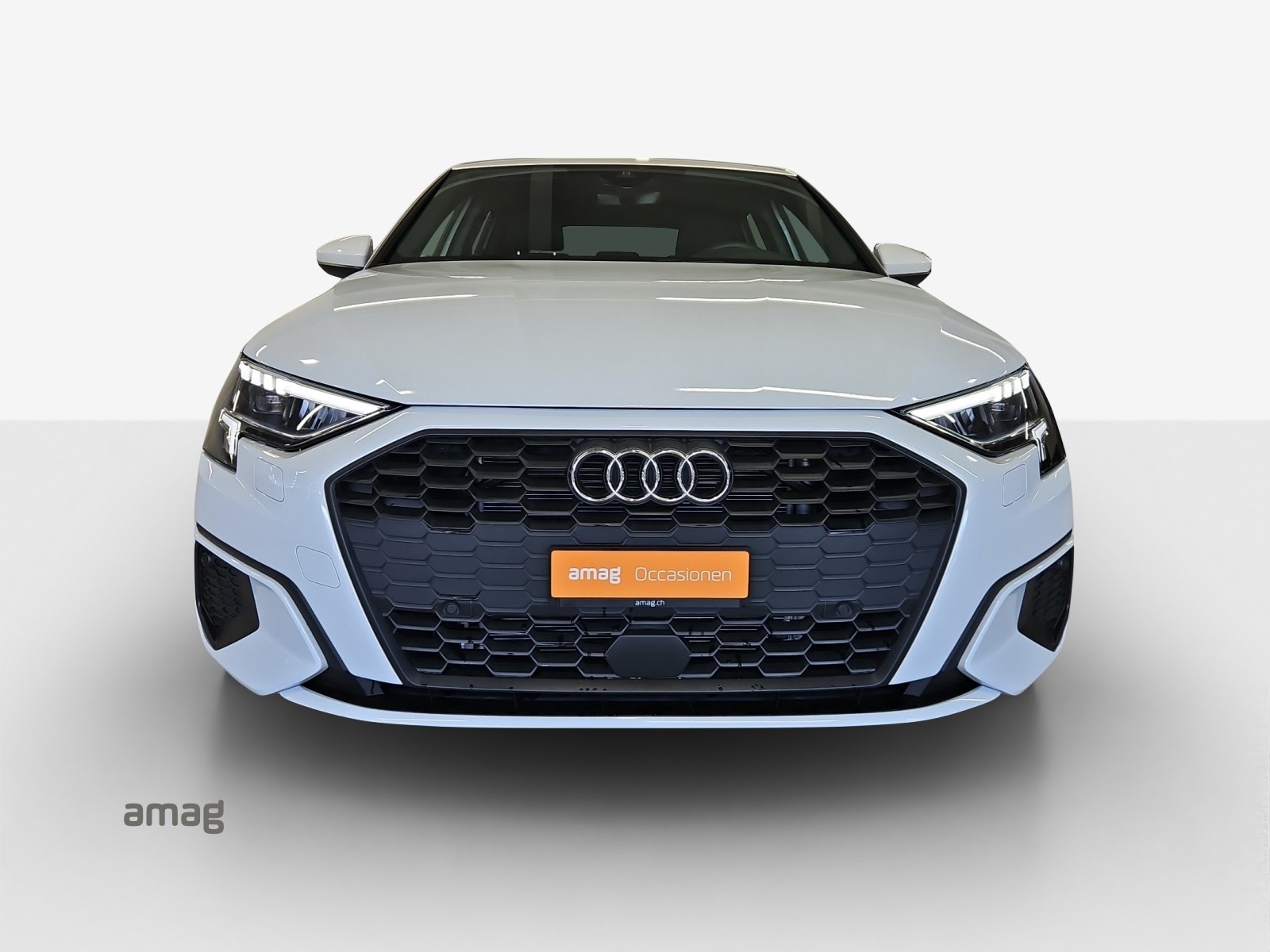 AUDI A3 Sportback 35 TFSI Attraction-image-6