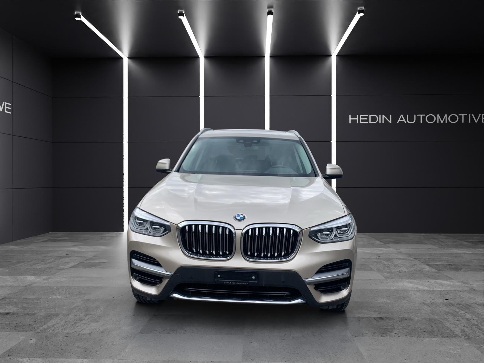 BMW X3 30e xDrive-showroom-element-1