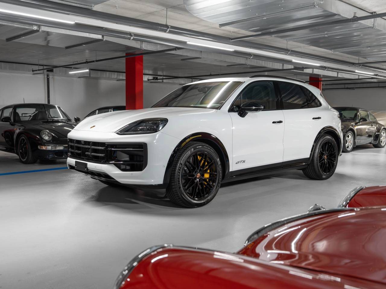 PORSCHE CAYENNE GTS