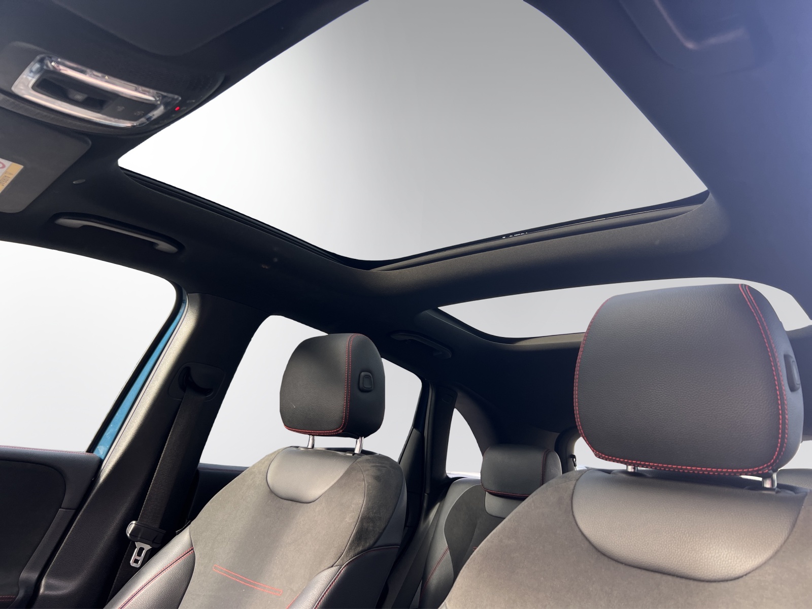 Image MERCEDES-BENZ B-250 B 250 e AMG Line