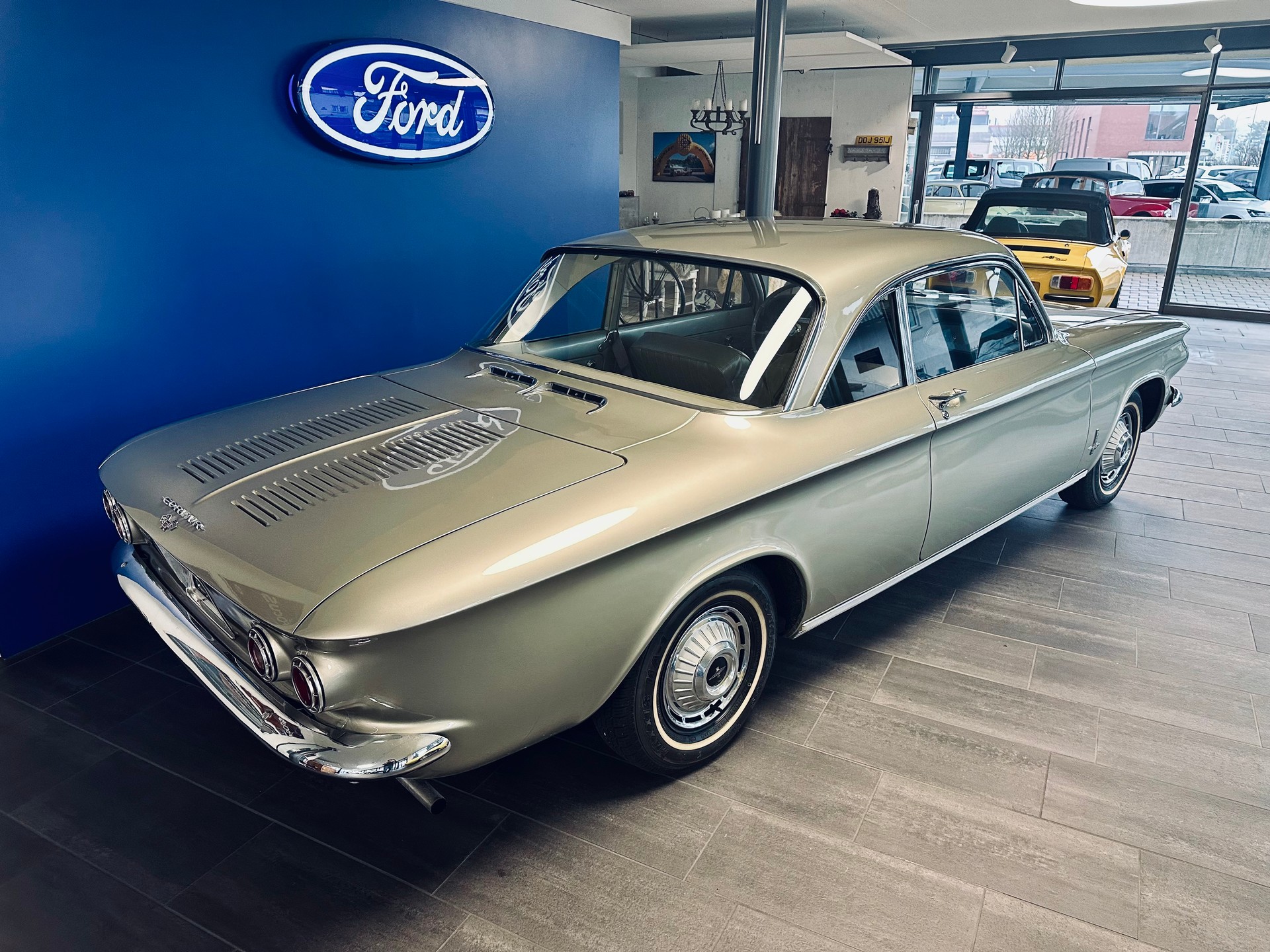 CHEVROLET CORVAIR-image-1
