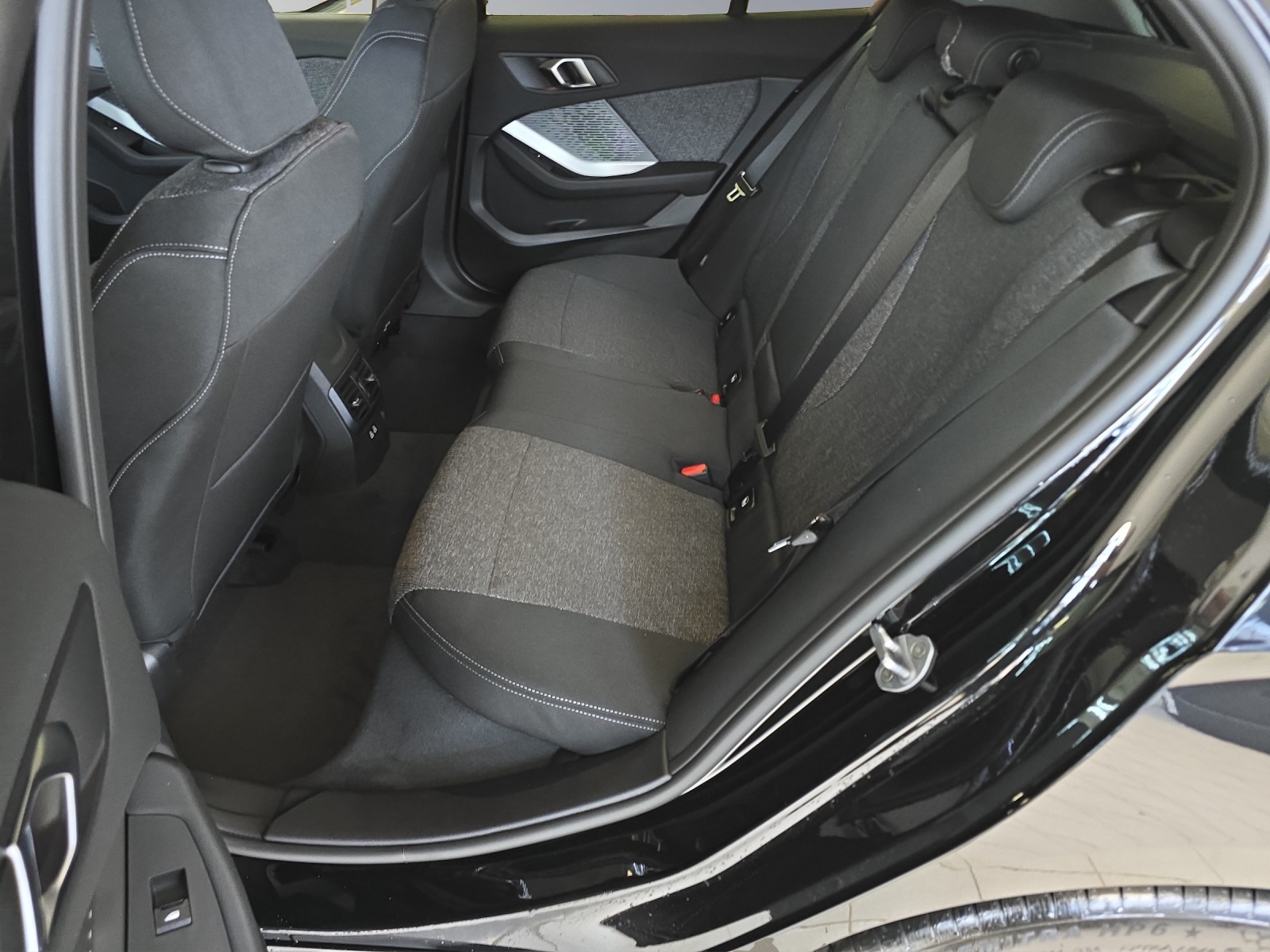 BMW 116 Steptronic M Sport-image-12