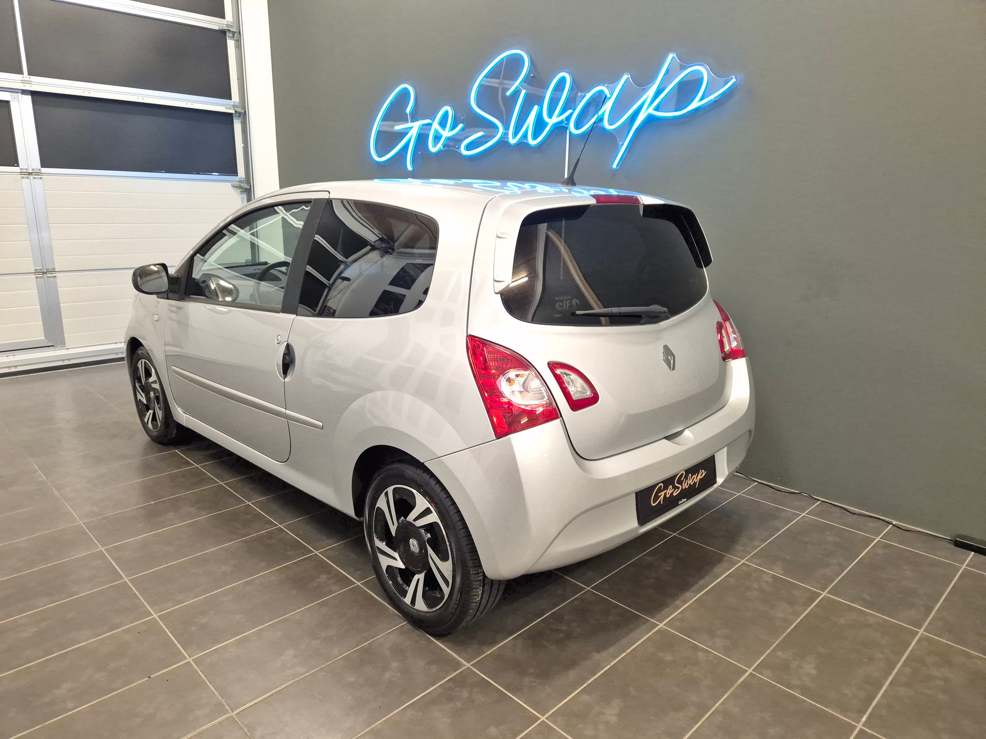 RENAULT Twingo 1.2 16V Dynamique-showroom-element-2