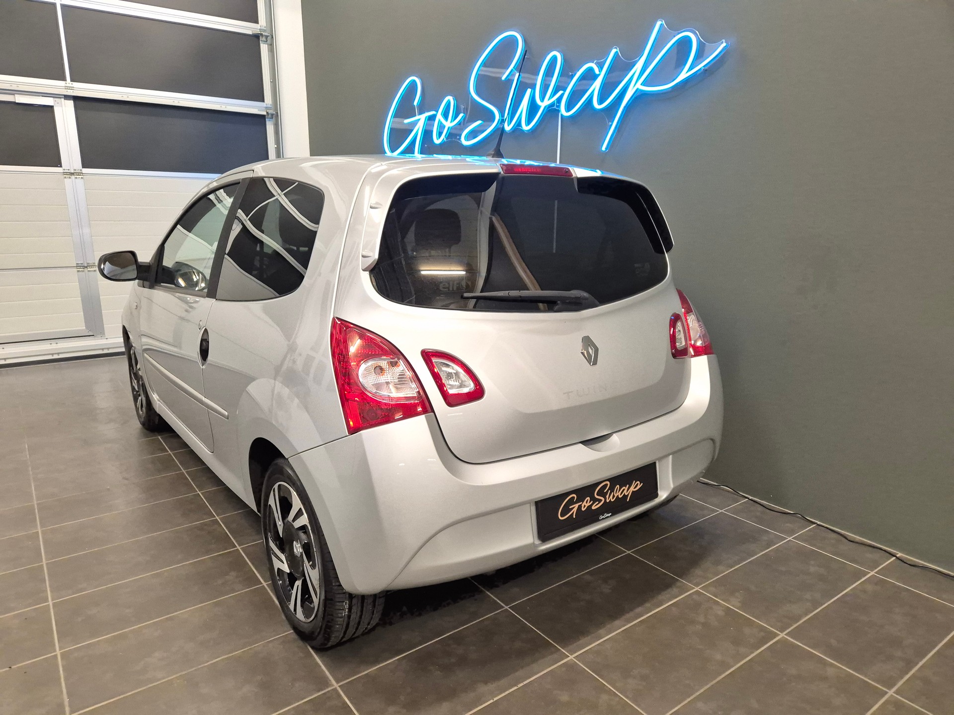 RENAULT Twingo 1.2 16V Dynamique-showroom-element-3