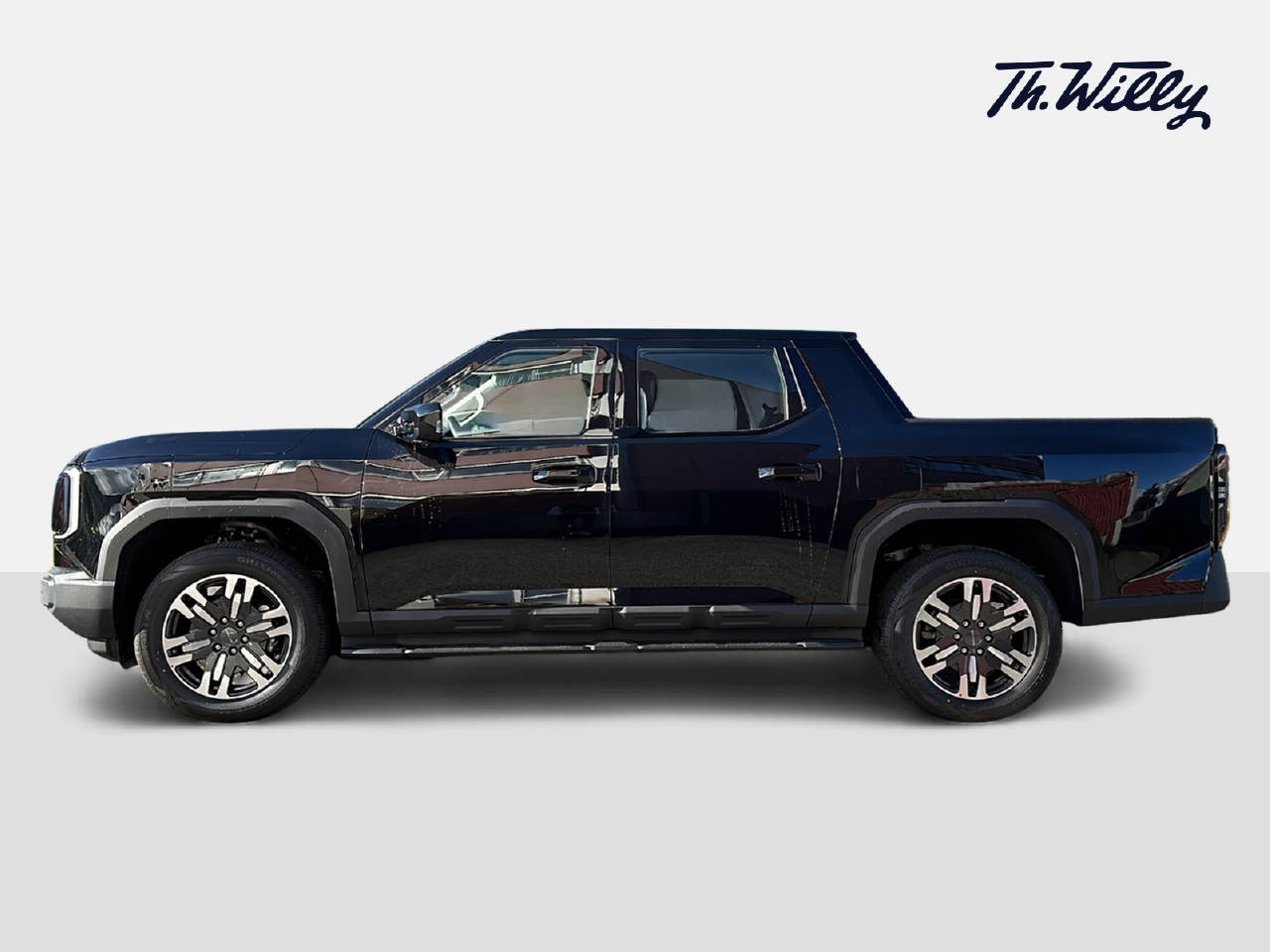 MAXUS eTerron 9 E-Motor 102kWh Luxury-showroom-element-1