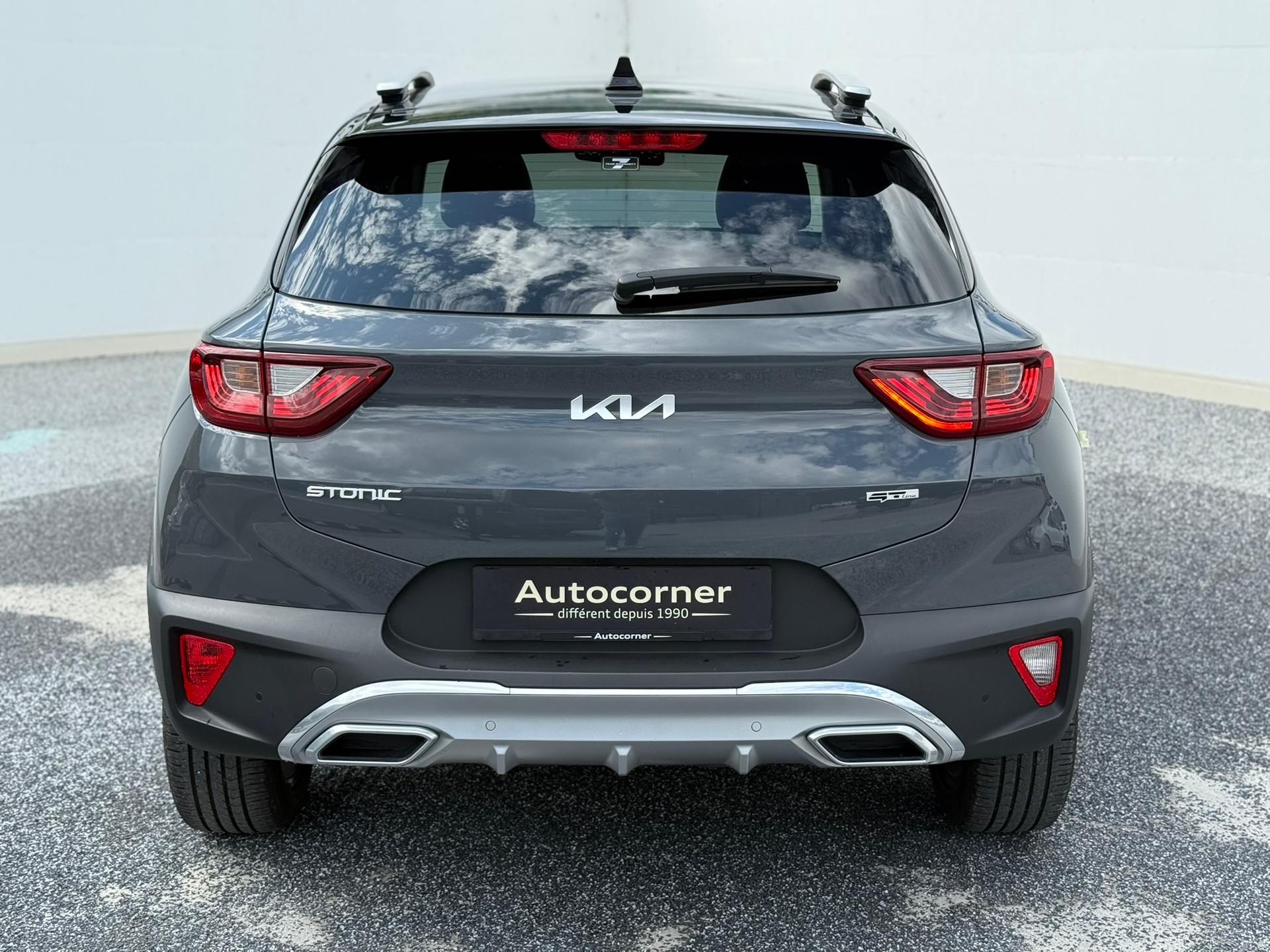 KIA Stonic 1.0 T-GDI GT-Line DCT-image-4