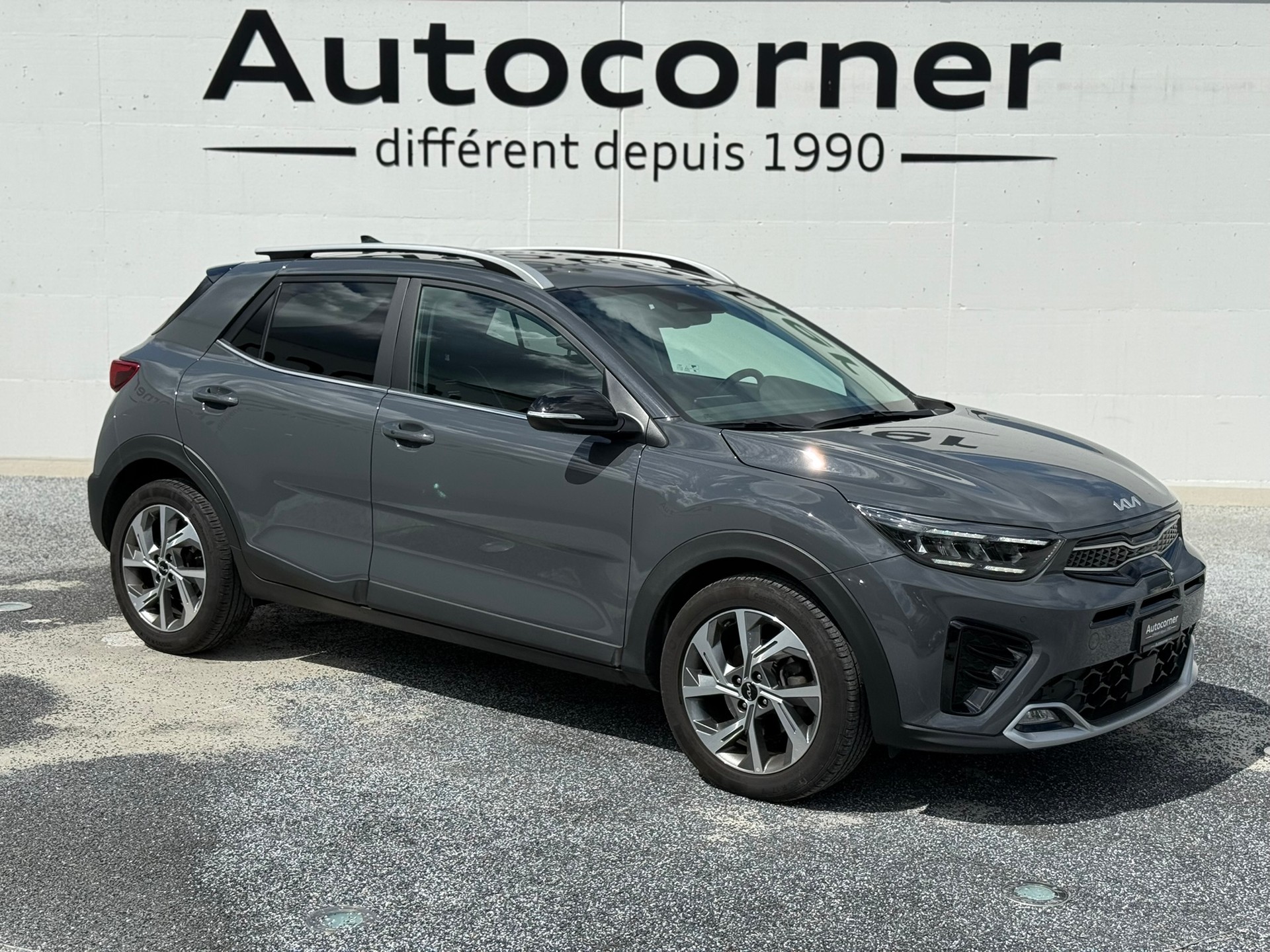 KIA Stonic 1.0 T-GDI GT-Line DCT-showroom-element-3