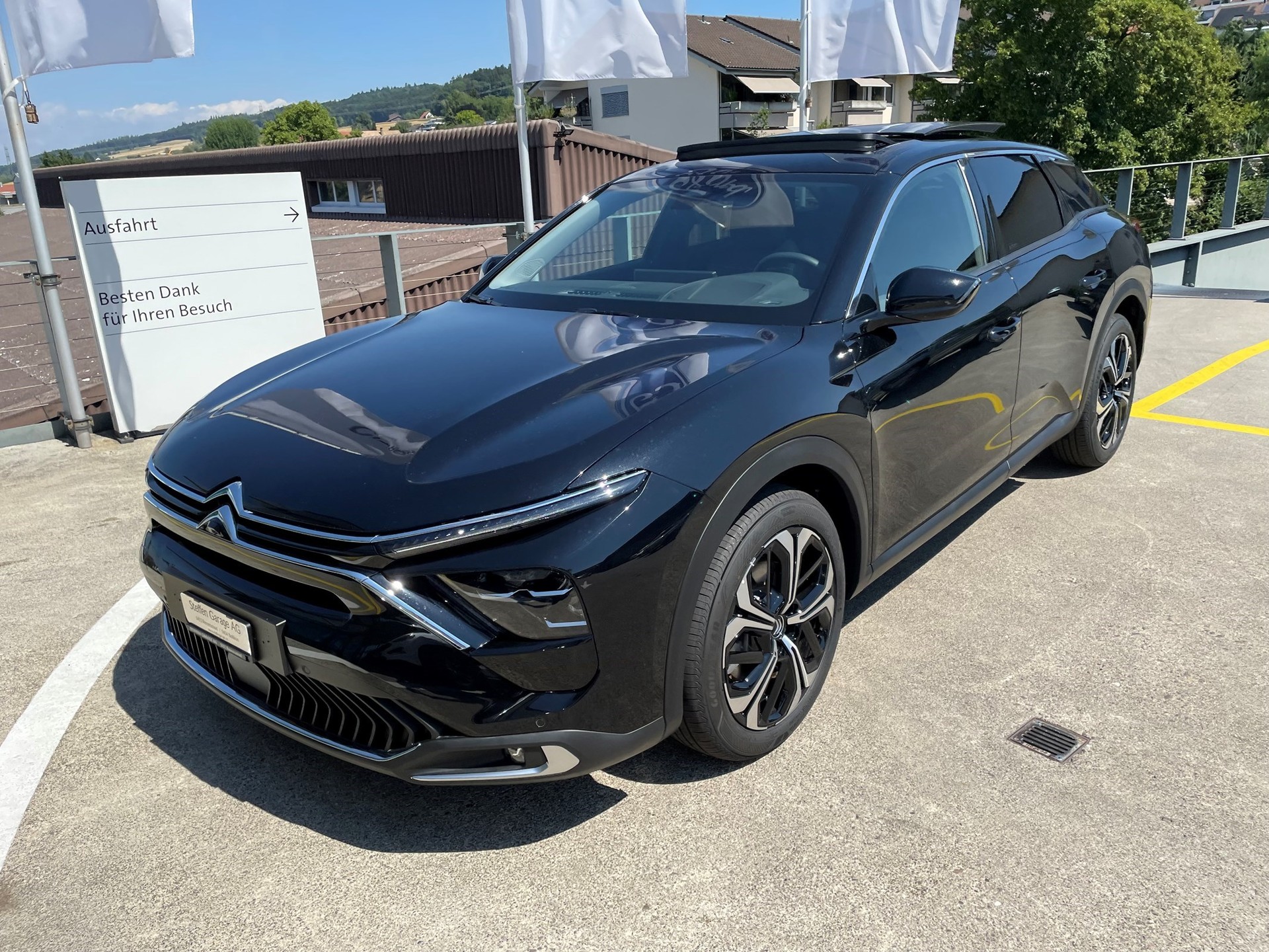CITROEN C5 X 1.6i PureTech Shine EAT8-showroom-element-3