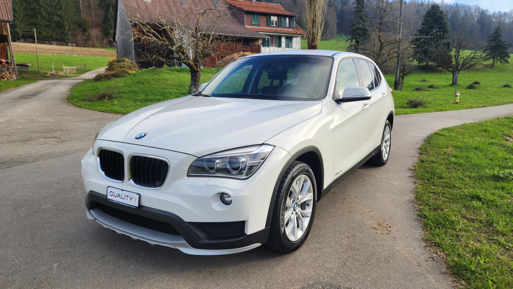 BMW X1 xDrive 20i xLine Steptronic-image-4