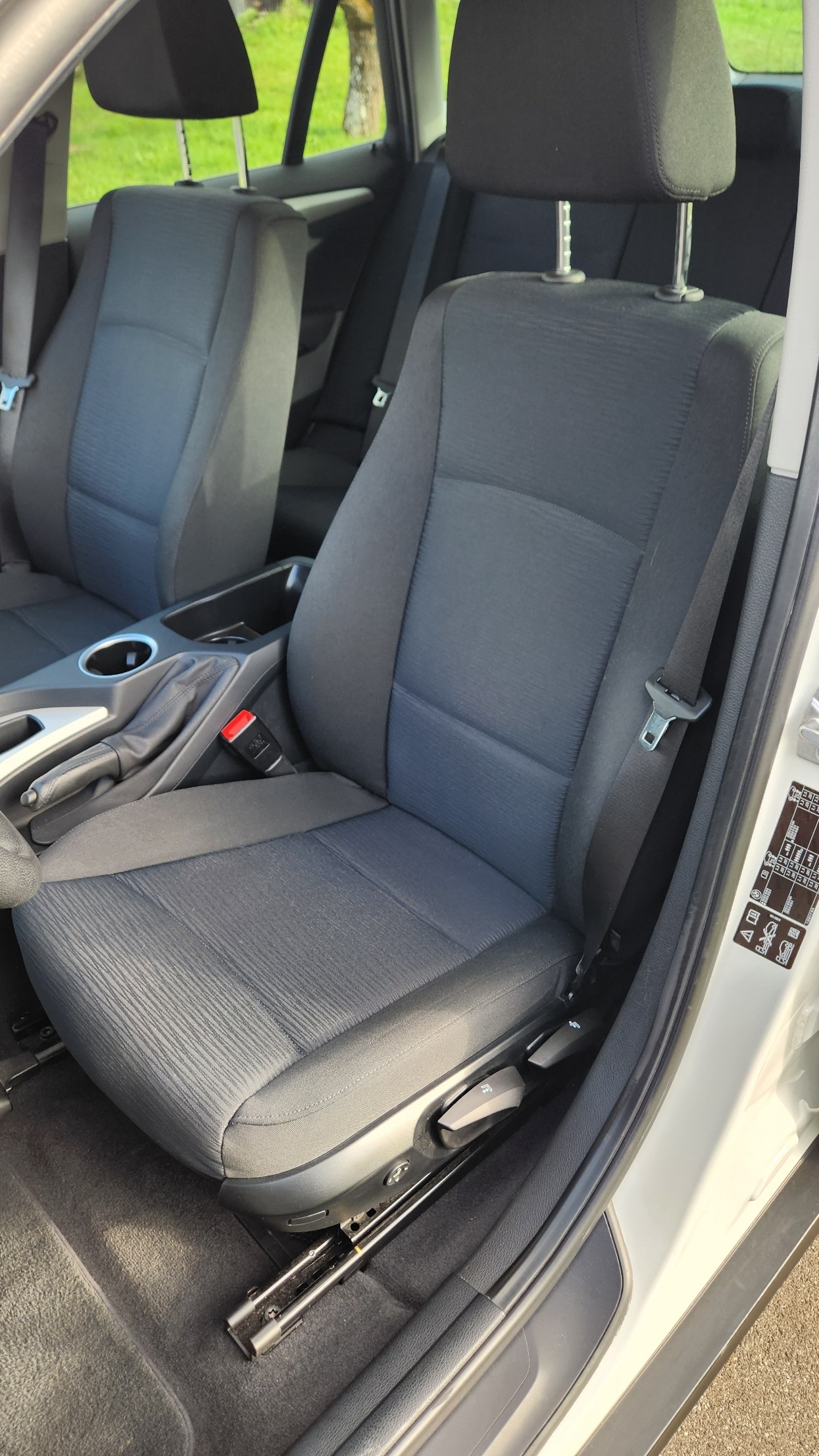 BMW X1 xDrive 20i xLine Steptronic-image-11