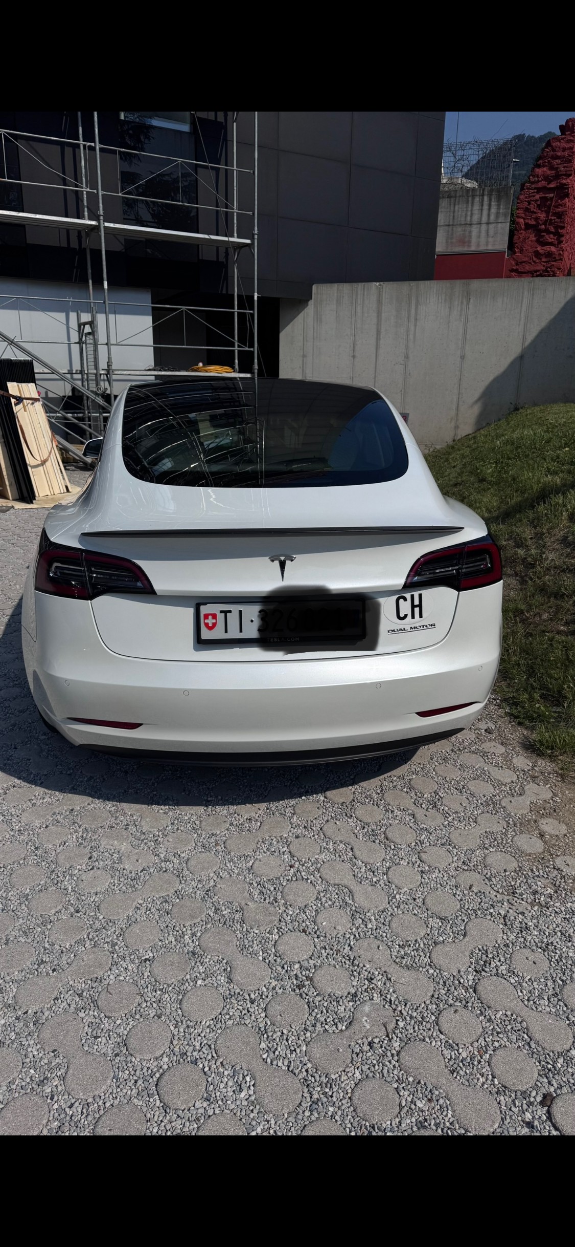 TESLA Model 3 Performance Dual Motor AWD