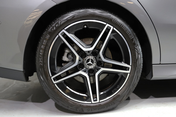 Image MERCEDES-BENZ CLA-220 CLA SB 220d AMG Line 4M