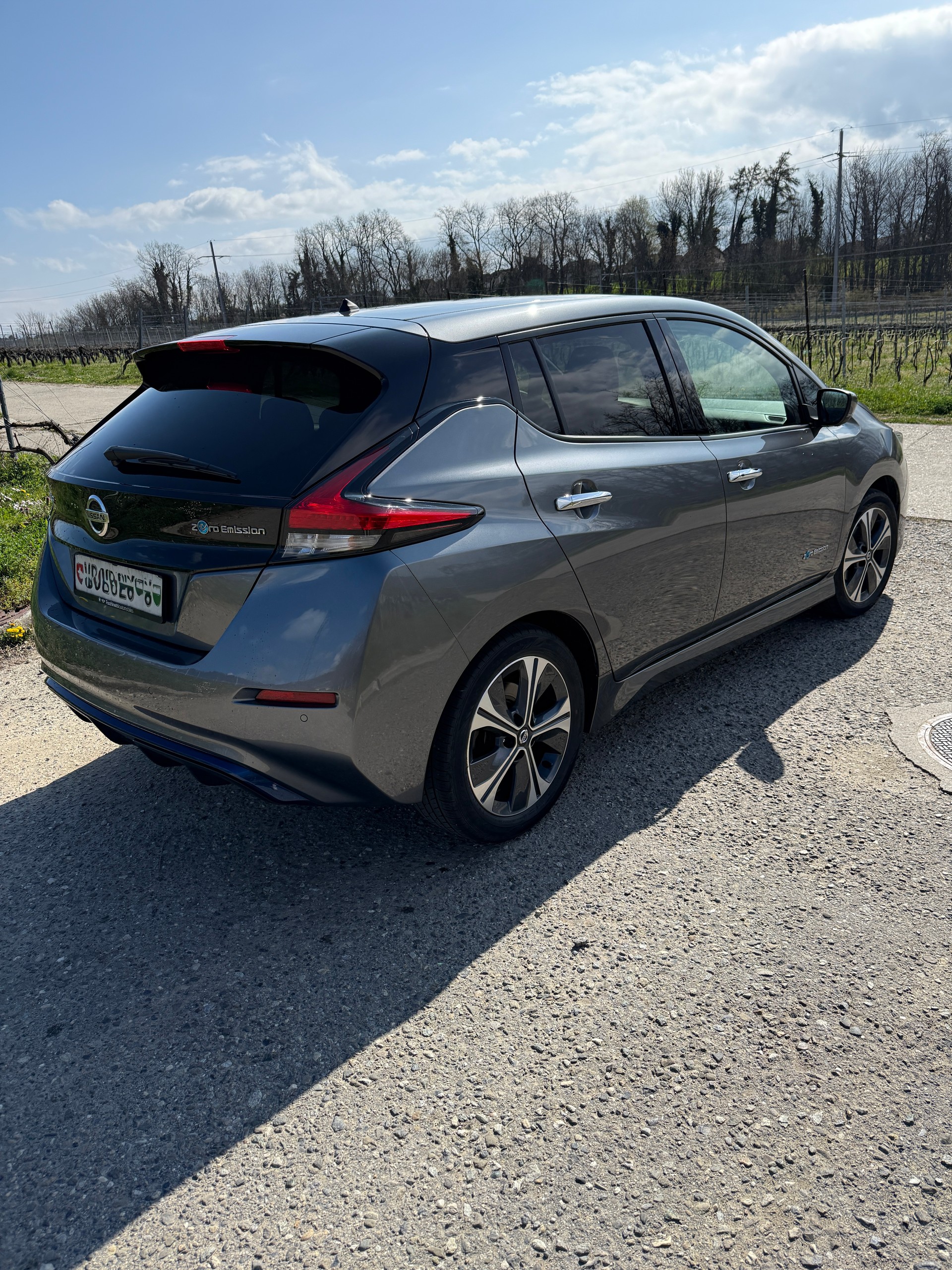 NISSAN Leaf 3. Zero (incl. battery)-showroom-element-3