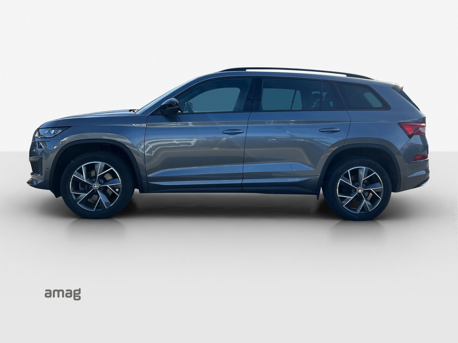 SKODA Kodiaq 2.0 TSI 4x4 SportLine-showroom-element-1