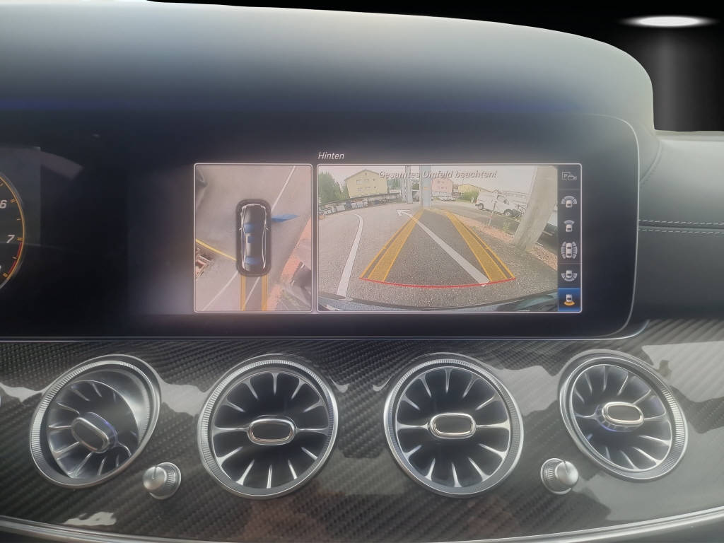 MERCEDES-BENZ E 63 S AMG 4matic+-image-12