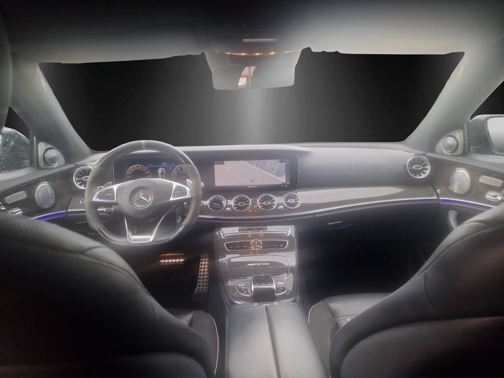 MERCEDES-BENZ E 63 S AMG 4matic+-image-10