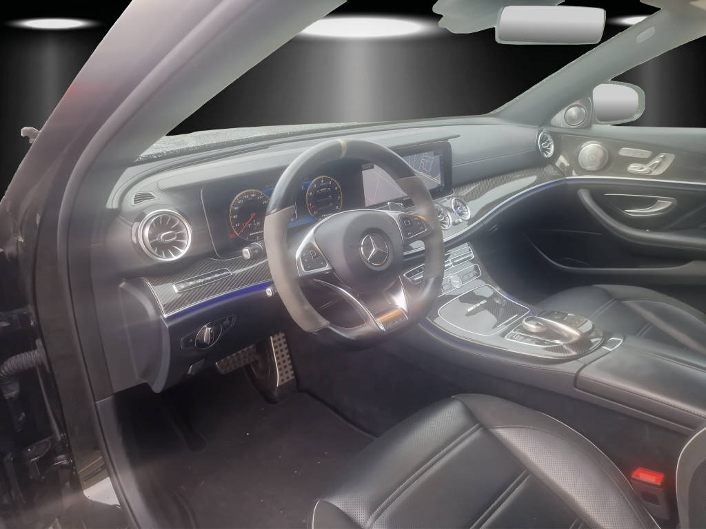 MERCEDES-BENZ E 63 S AMG 4matic+-image-8