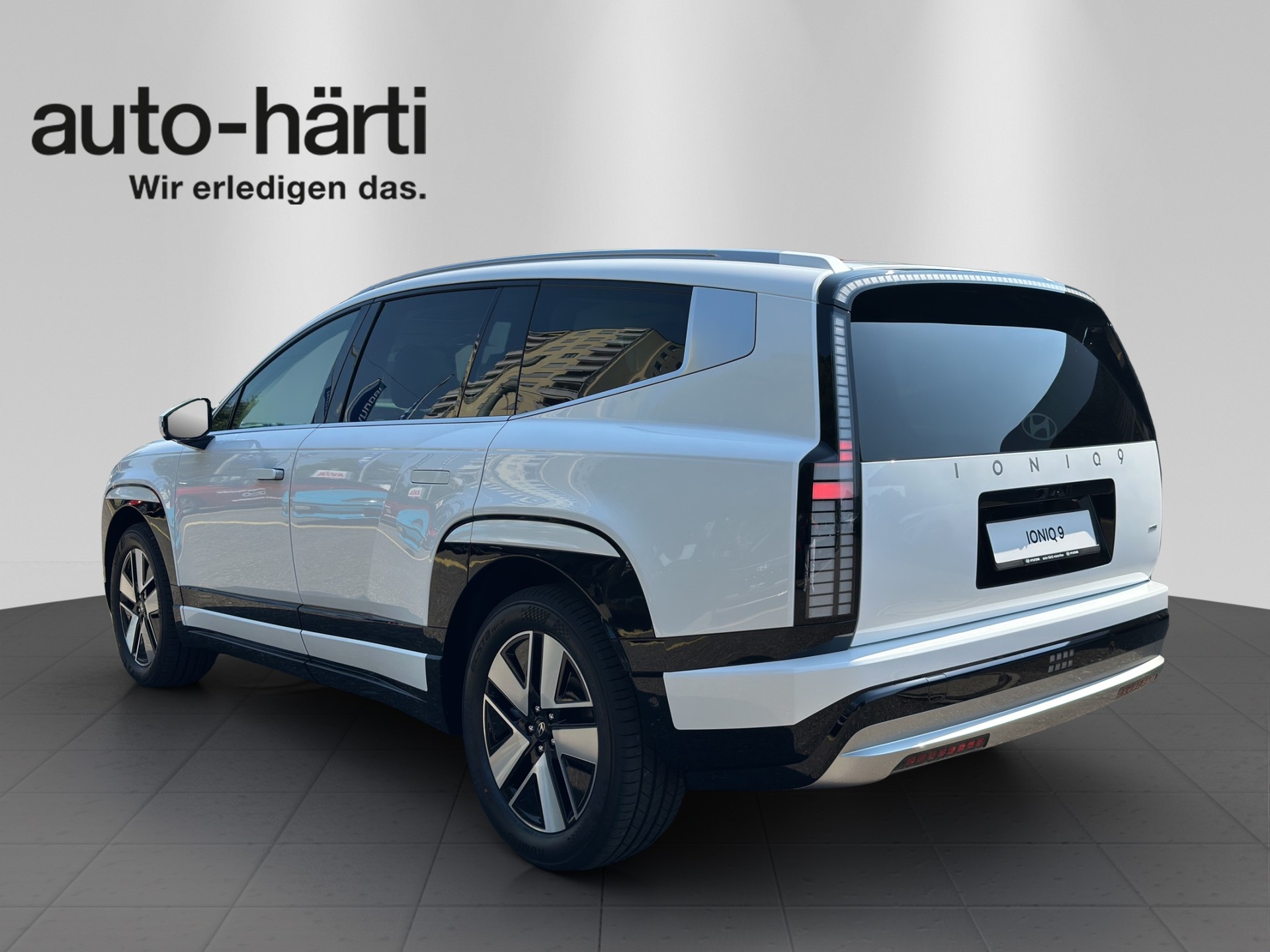 HYUNDAI Ioniq 9 110kWh Vertex 4WD-showroom-element-2