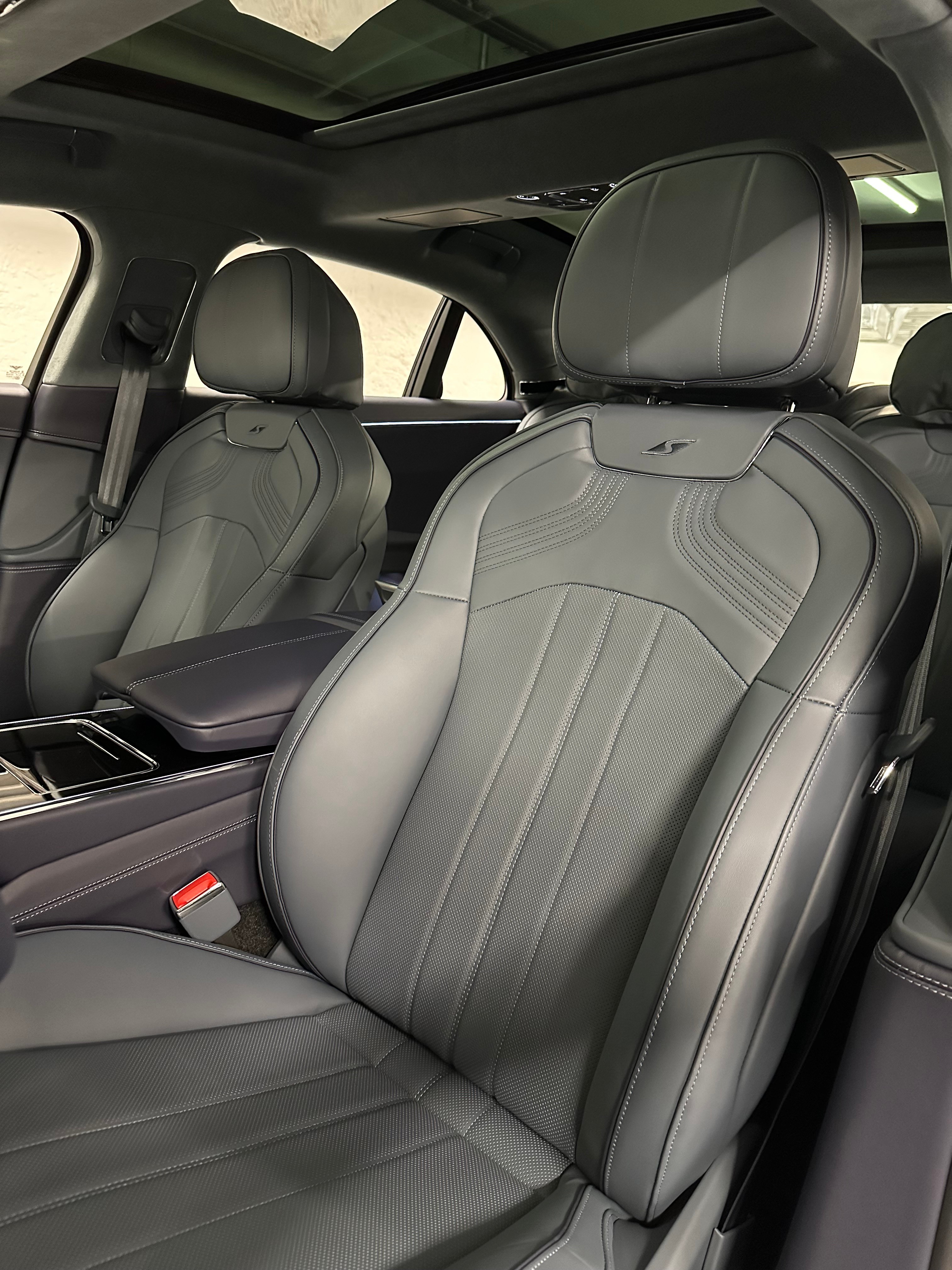 Image BENTLEY FLYING-SPUR Flying Spur 4.0 V8 S