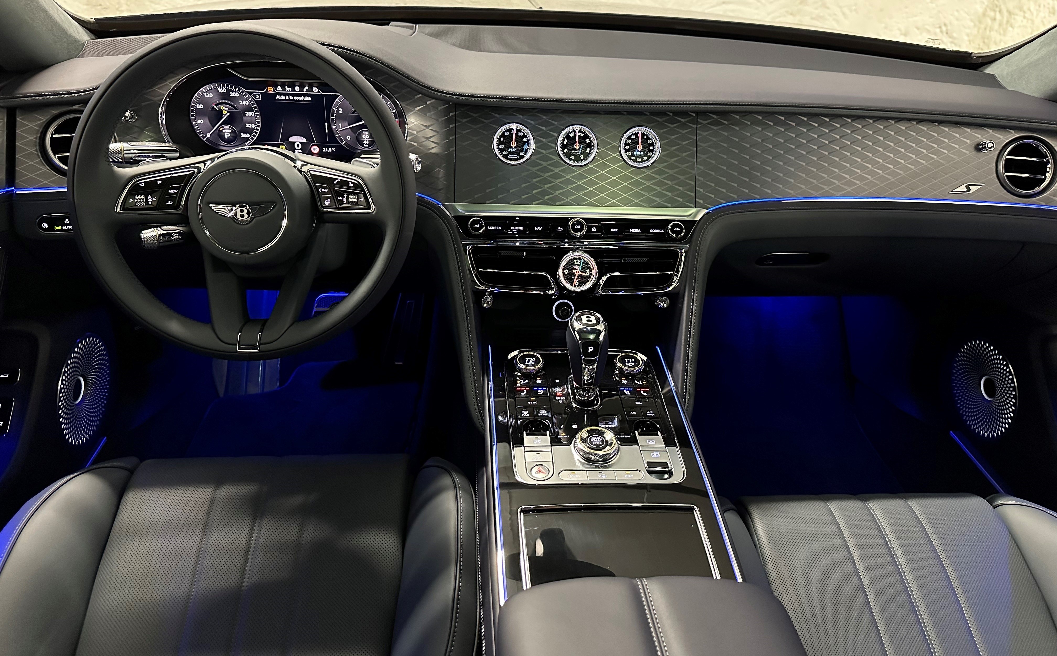 Image BENTLEY FLYING-SPUR Flying Spur 4.0 V8 S