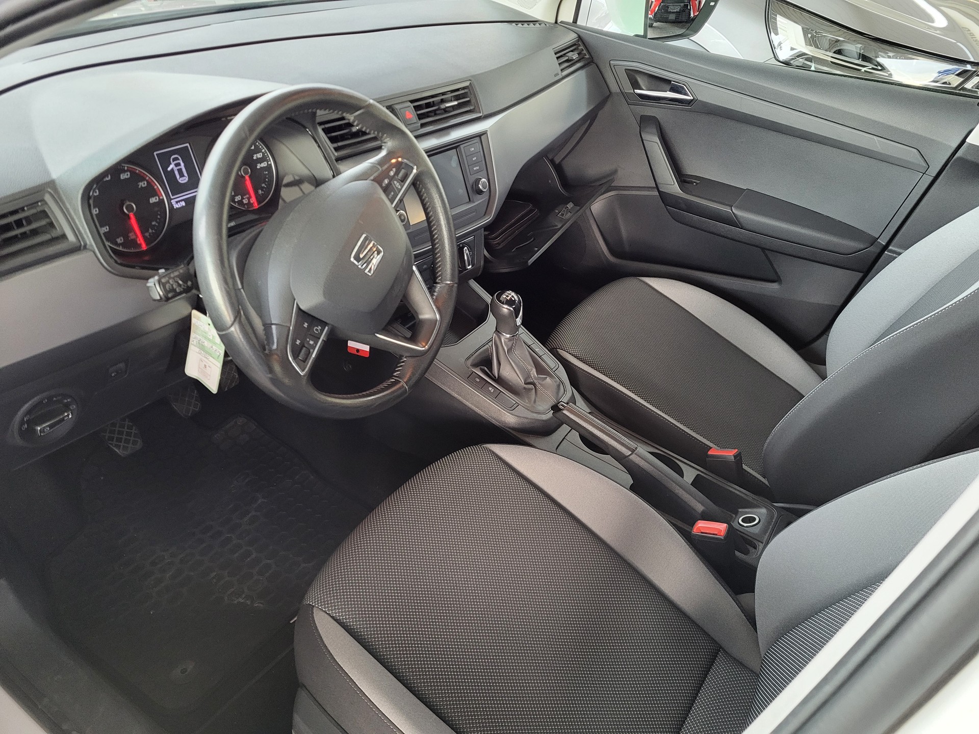 SEAT Ibiza 1.0 EcoTSI Style-image-3