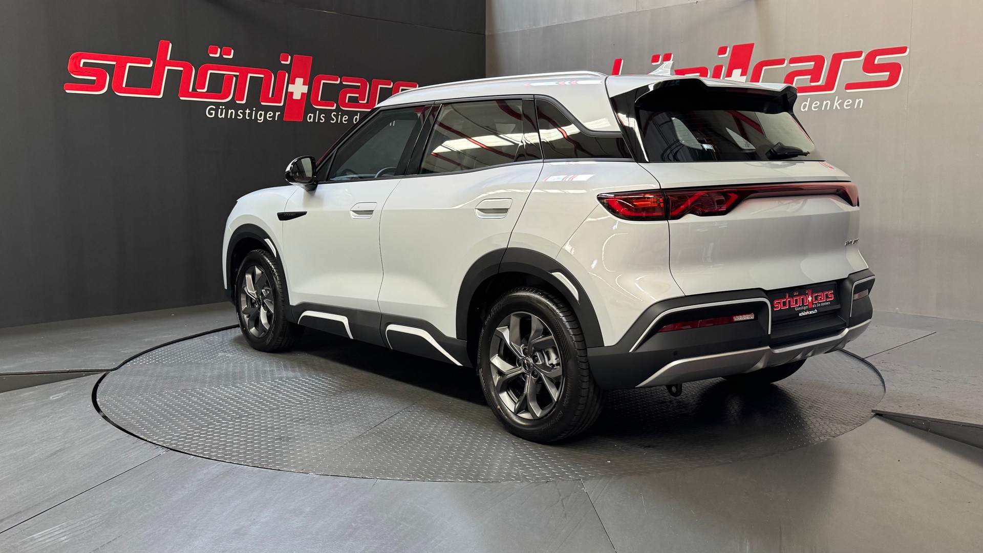 BYD Atto2 45 kWh Boost-showroom-element-3